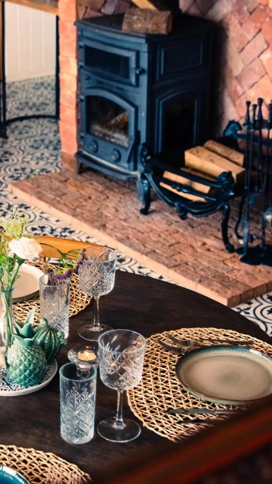 Restaurant/places to eat in Zigo's Hotel Restaurant/places to eat in Zigo's Hotel