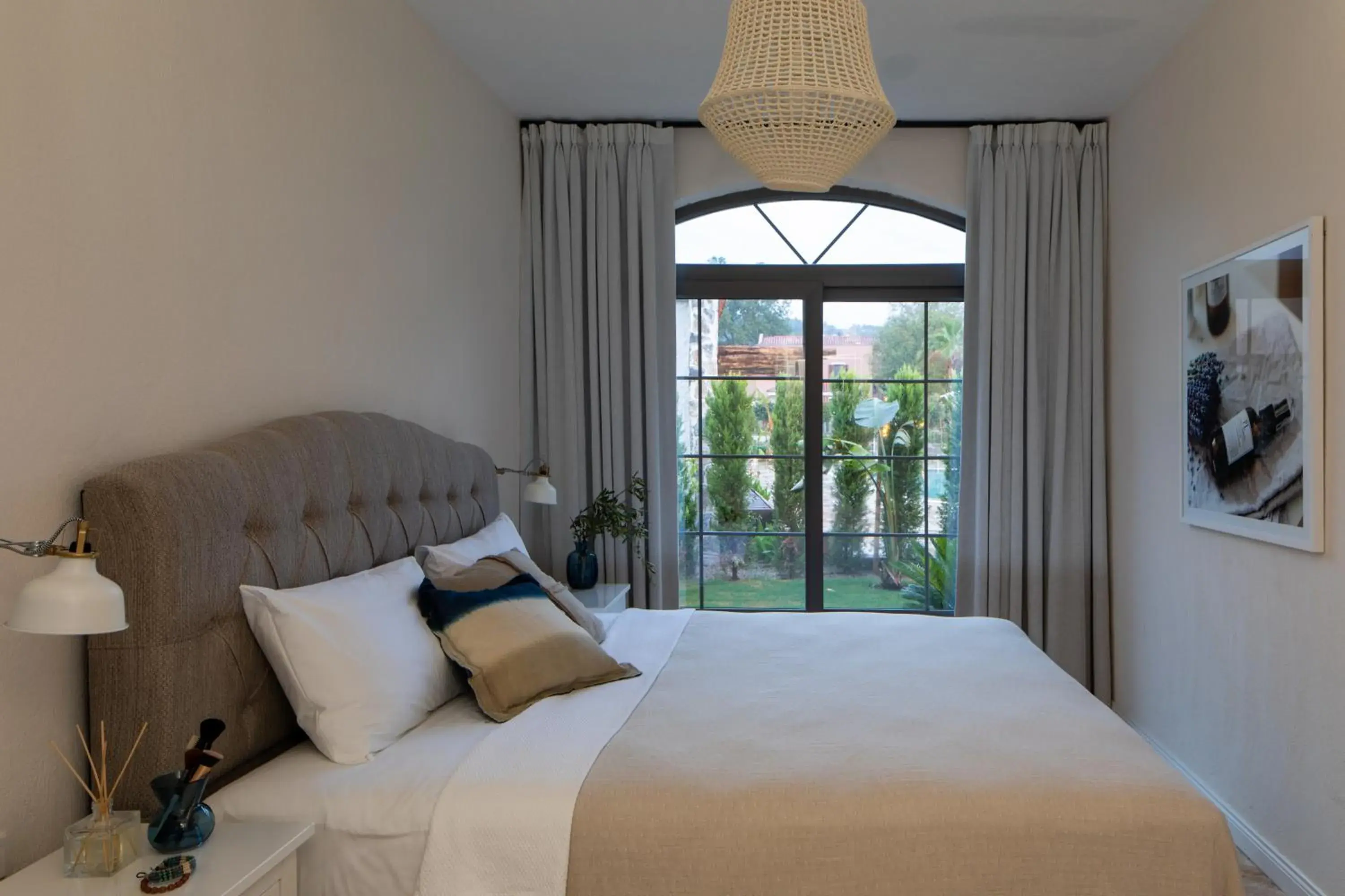 Bedroom, Bed in Zigo's Hotel Bedroom, Bed in Zigo's Hotel