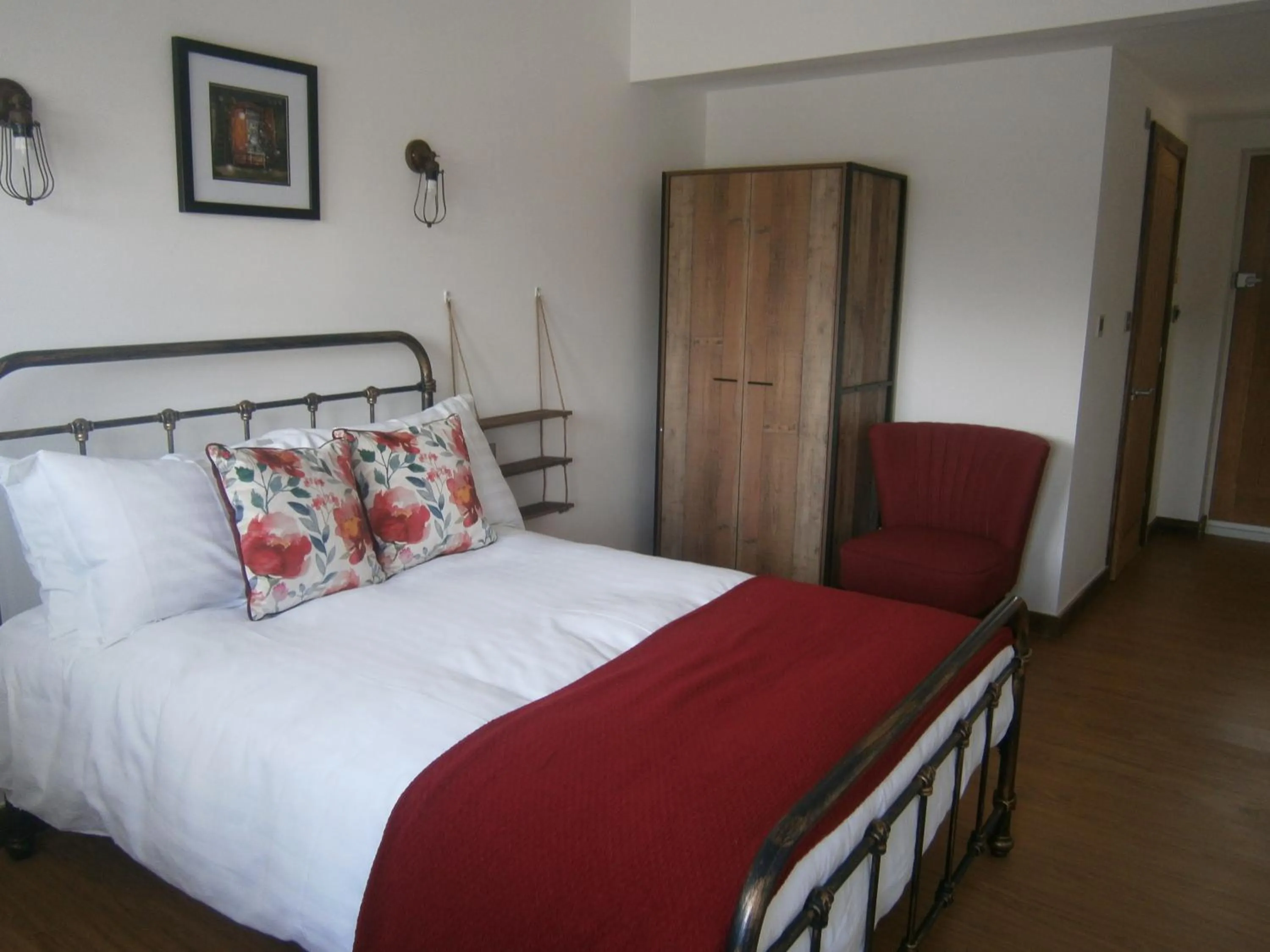 Bed in The Crown Lodges