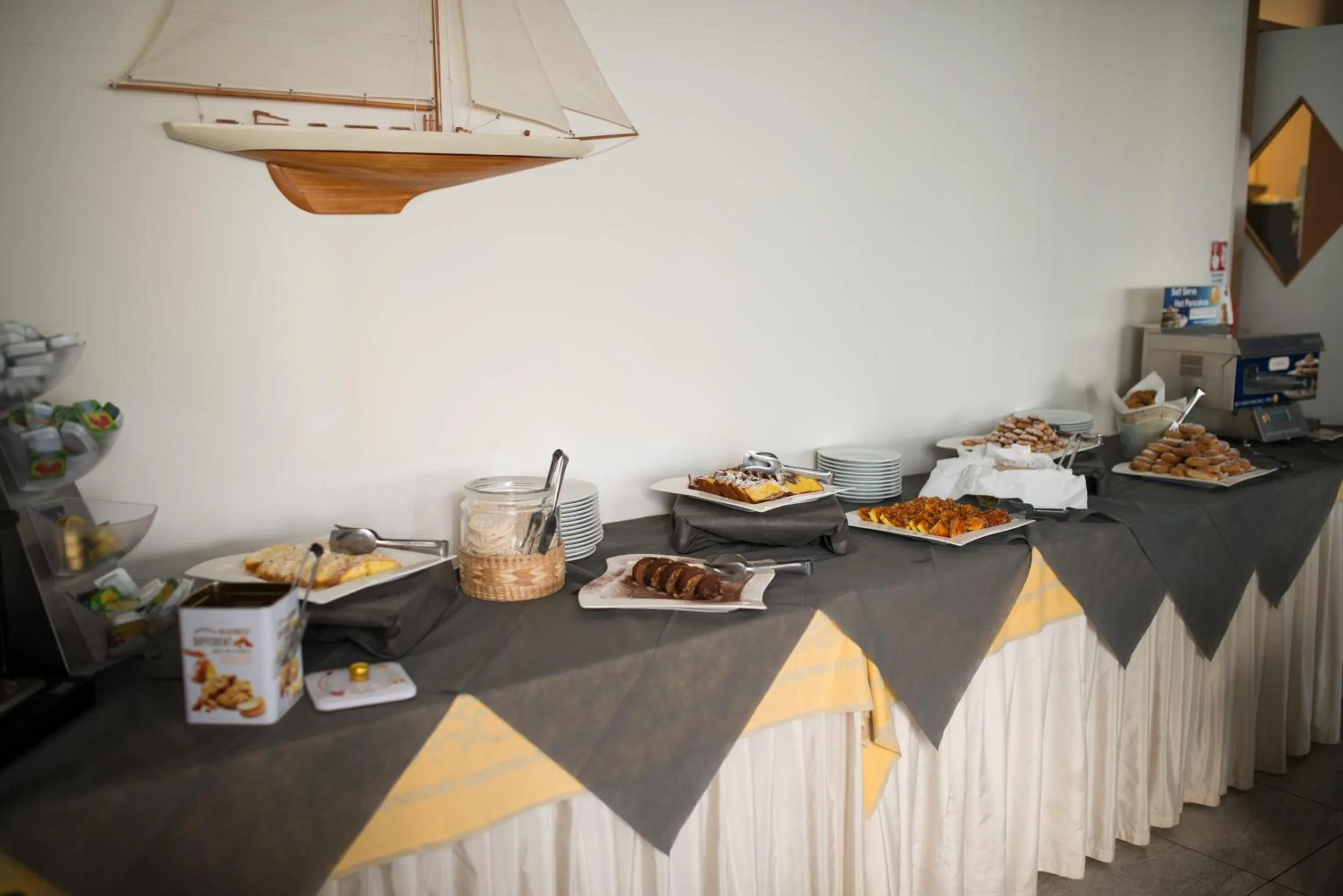 Breakfast in Hotel Belsoggiorno