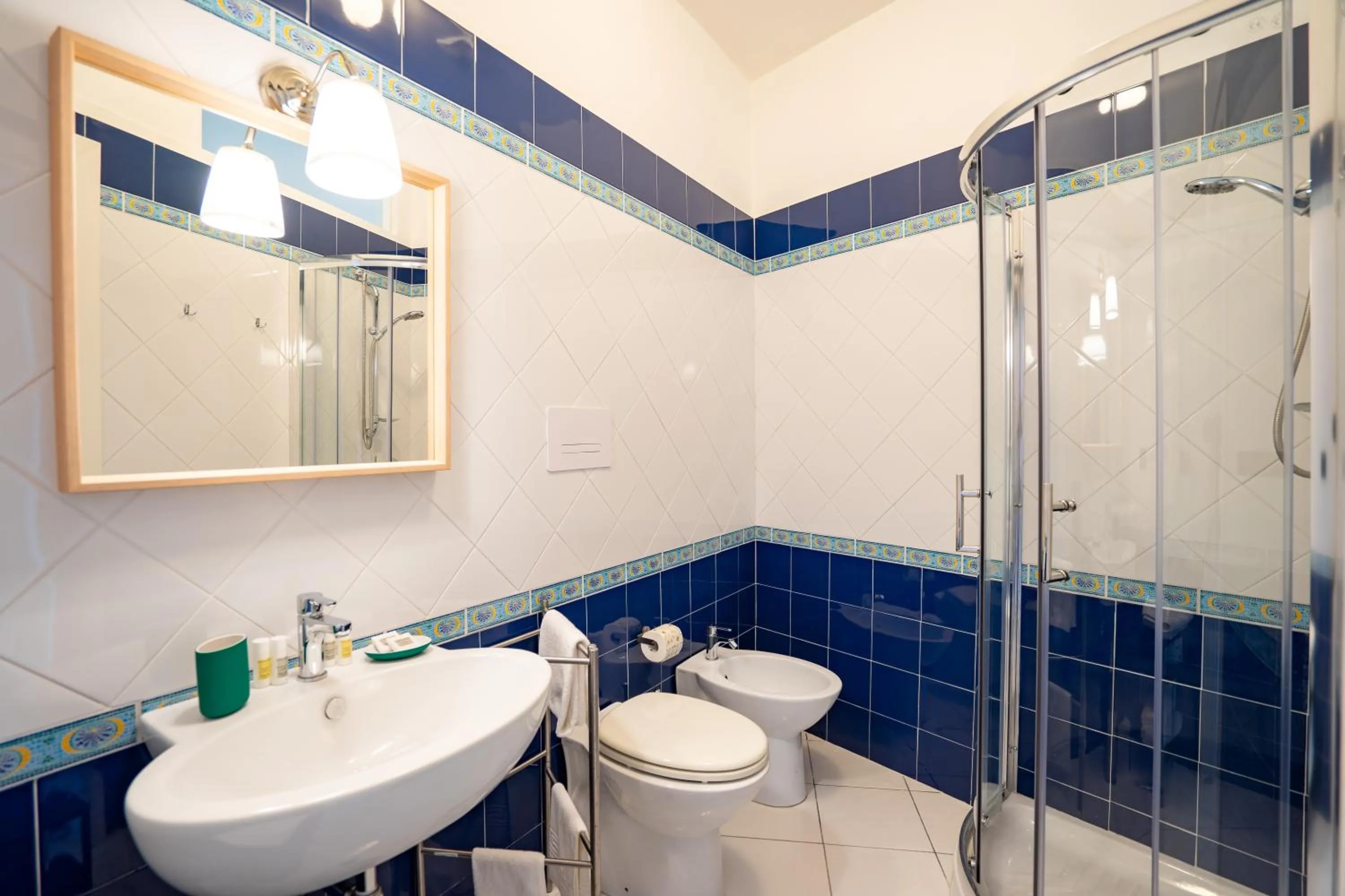 Shower in Borgo Dei Saraceni - Suites & Apartments