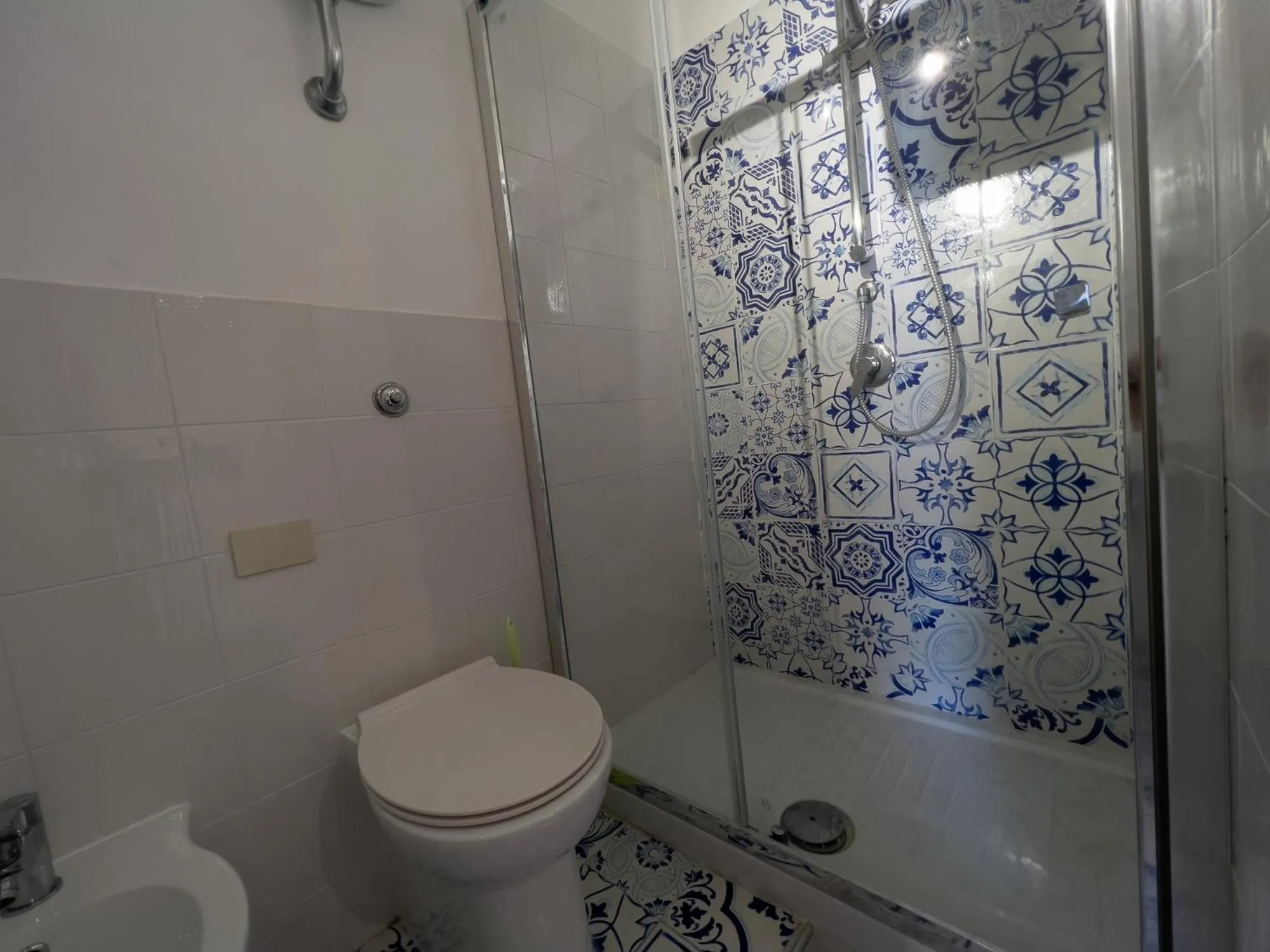 Bathroom in Borgo Dei Saraceni - Suites & Apartments