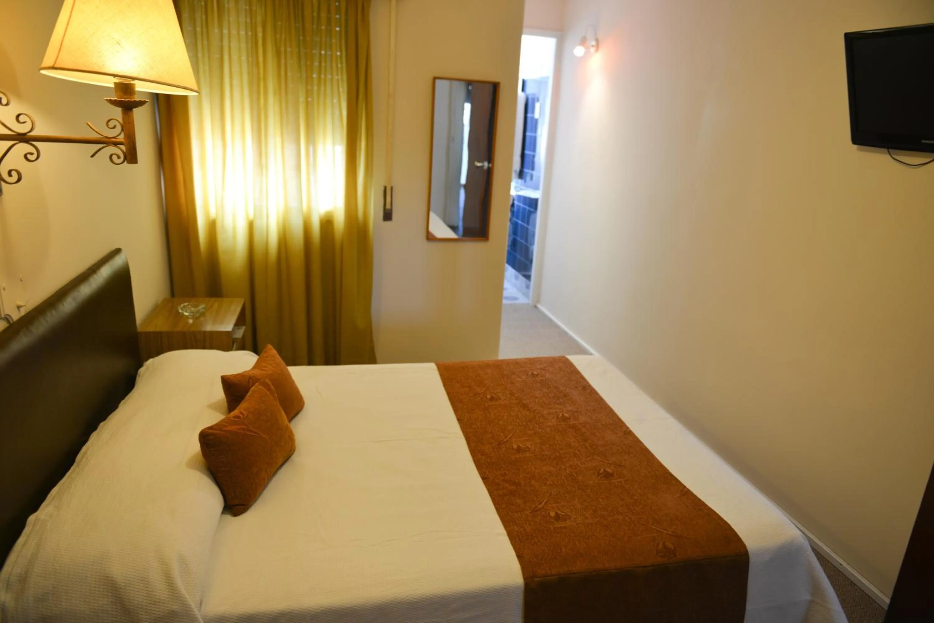 Bedroom, Bed in Hotel Los Cedros