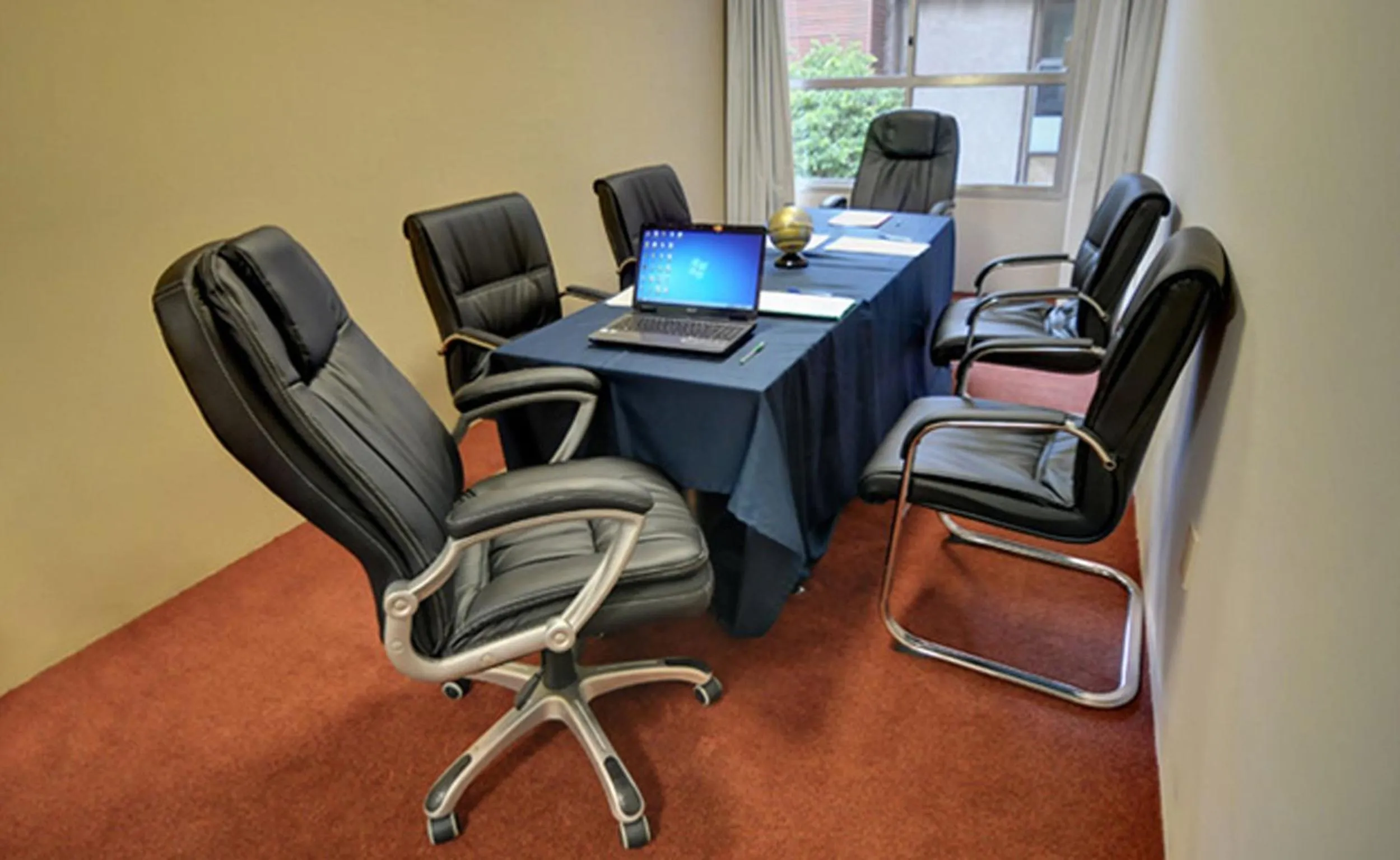 Business facilities in Hotel Los Cedros