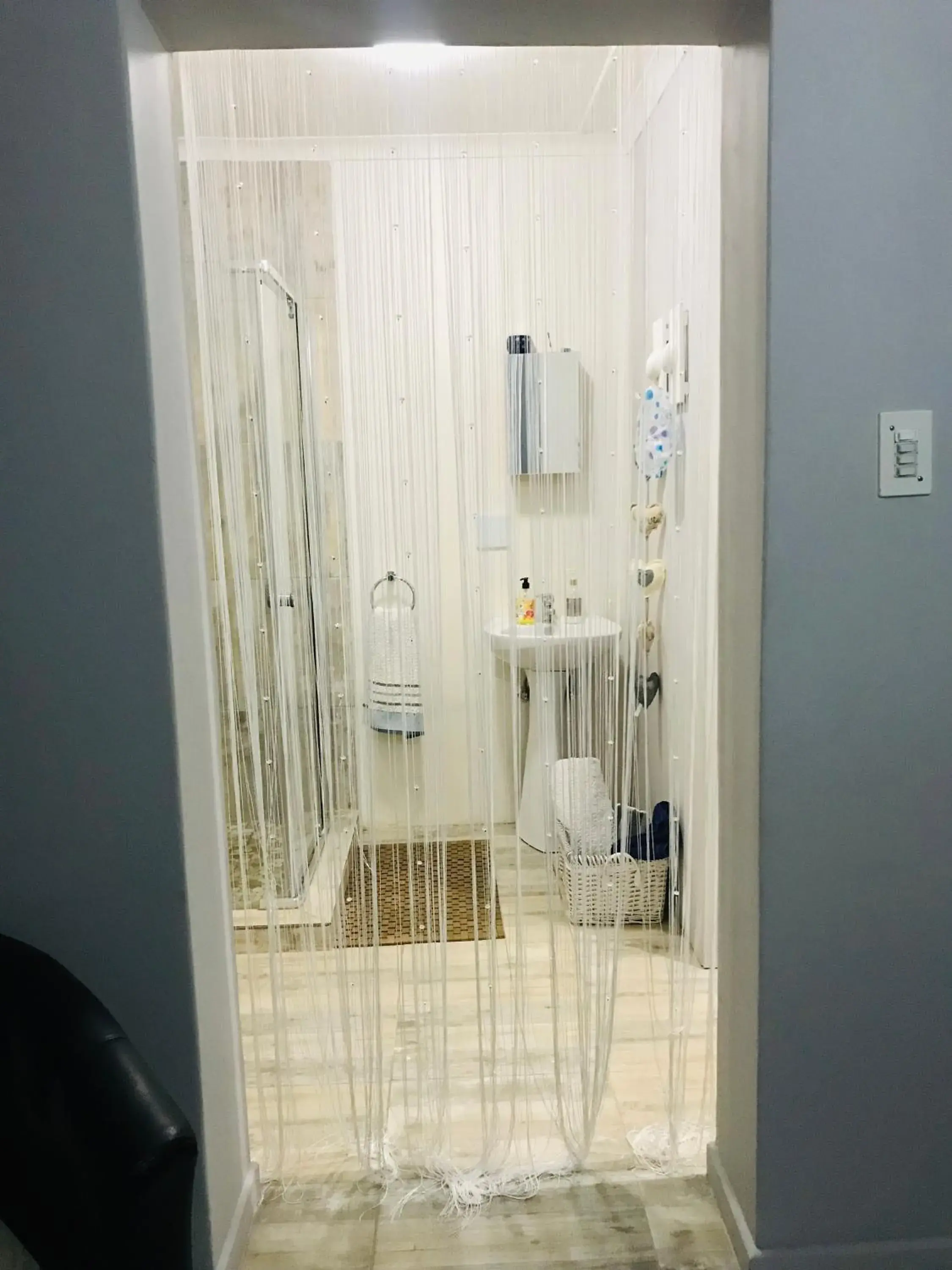 Deluxe Double Room with Shower - single occupancy in AfricaLove Guest Condo Deluxe Double Room with Shower - single occupancy in AfricaLove Guest Condo