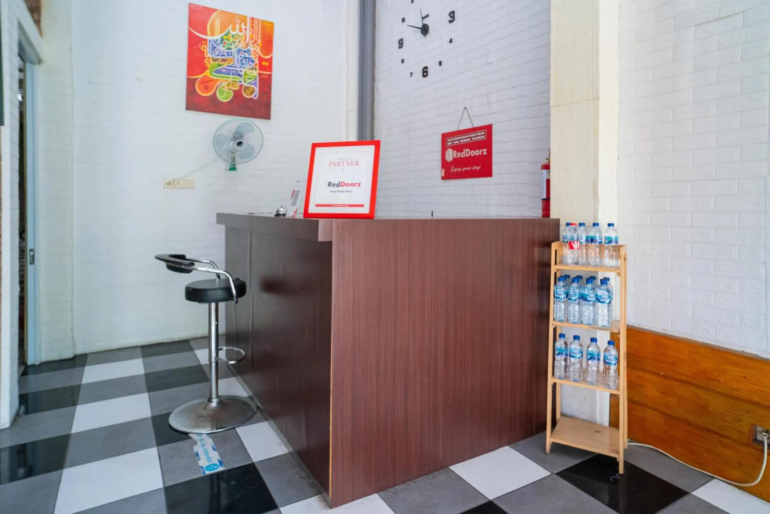 Lobby or reception in RedDoorz syariah @ Selomangleng Kediri Lobby or reception in RedDoorz syariah @ Selomangleng Kediri