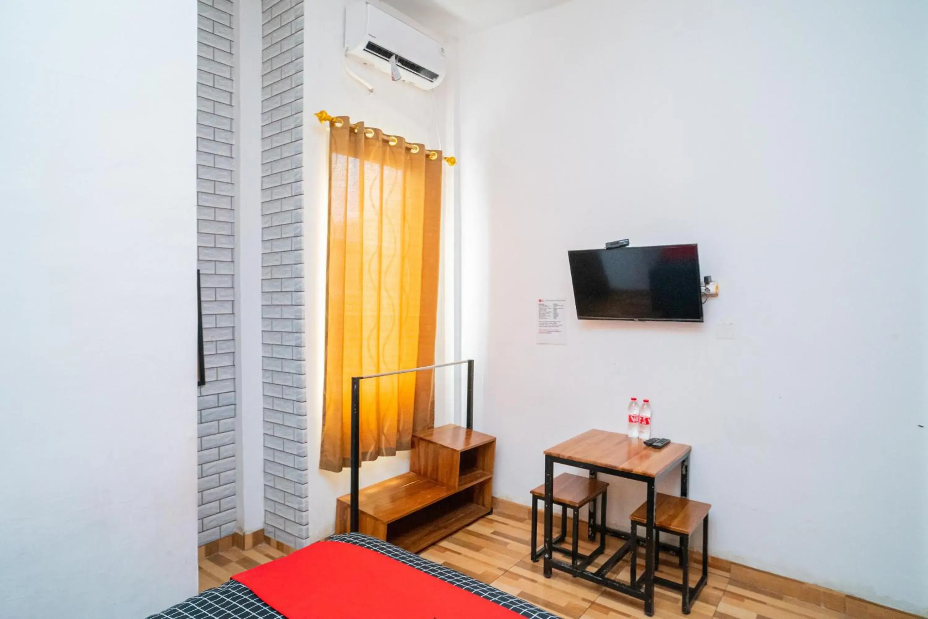 Bedroom, Bed in RedDoorz syariah @ Selomangleng Kediri Bedroom, Bed in RedDoorz syariah @ Selomangleng Kediri