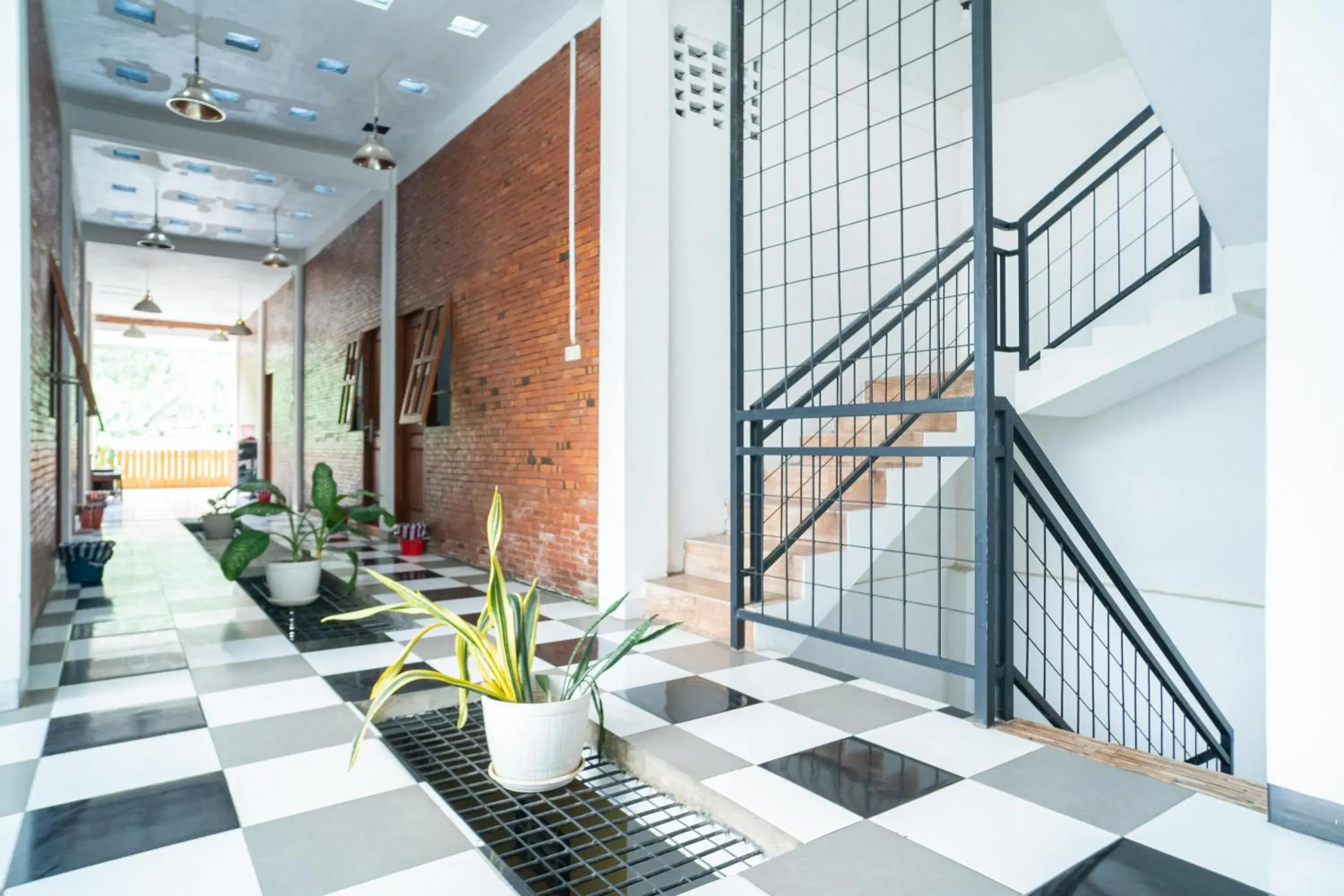 Property building in RedDoorz syariah @ Selomangleng Kediri Property building in RedDoorz syariah @ Selomangleng Kediri