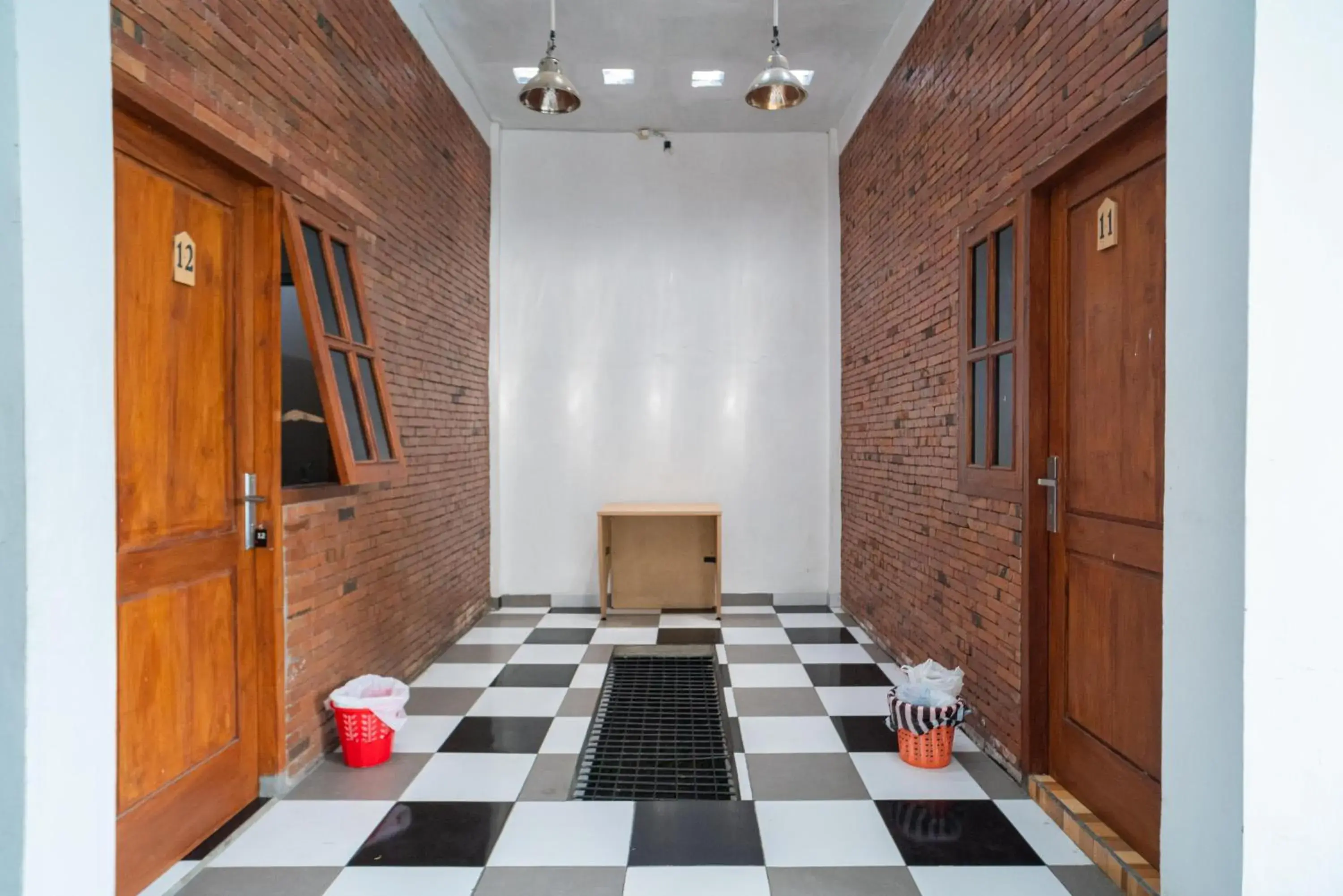 Facade/entrance in RedDoorz syariah @ Selomangleng Kediri Facade/entrance in RedDoorz syariah @ Selomangleng Kediri