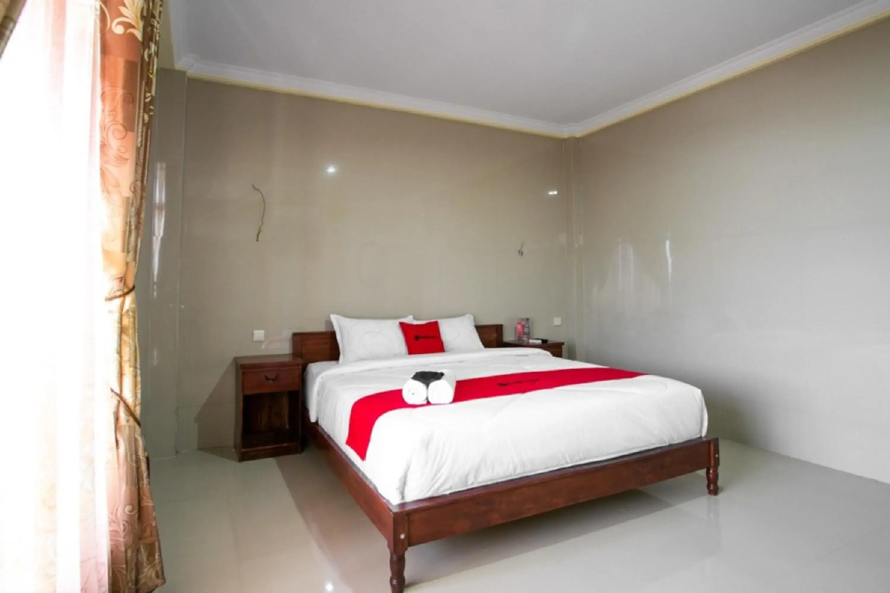 Bedroom, Bed in RedDoorz near Parangtritis Beach Bedroom, Bed in RedDoorz near Parangtritis Beach
