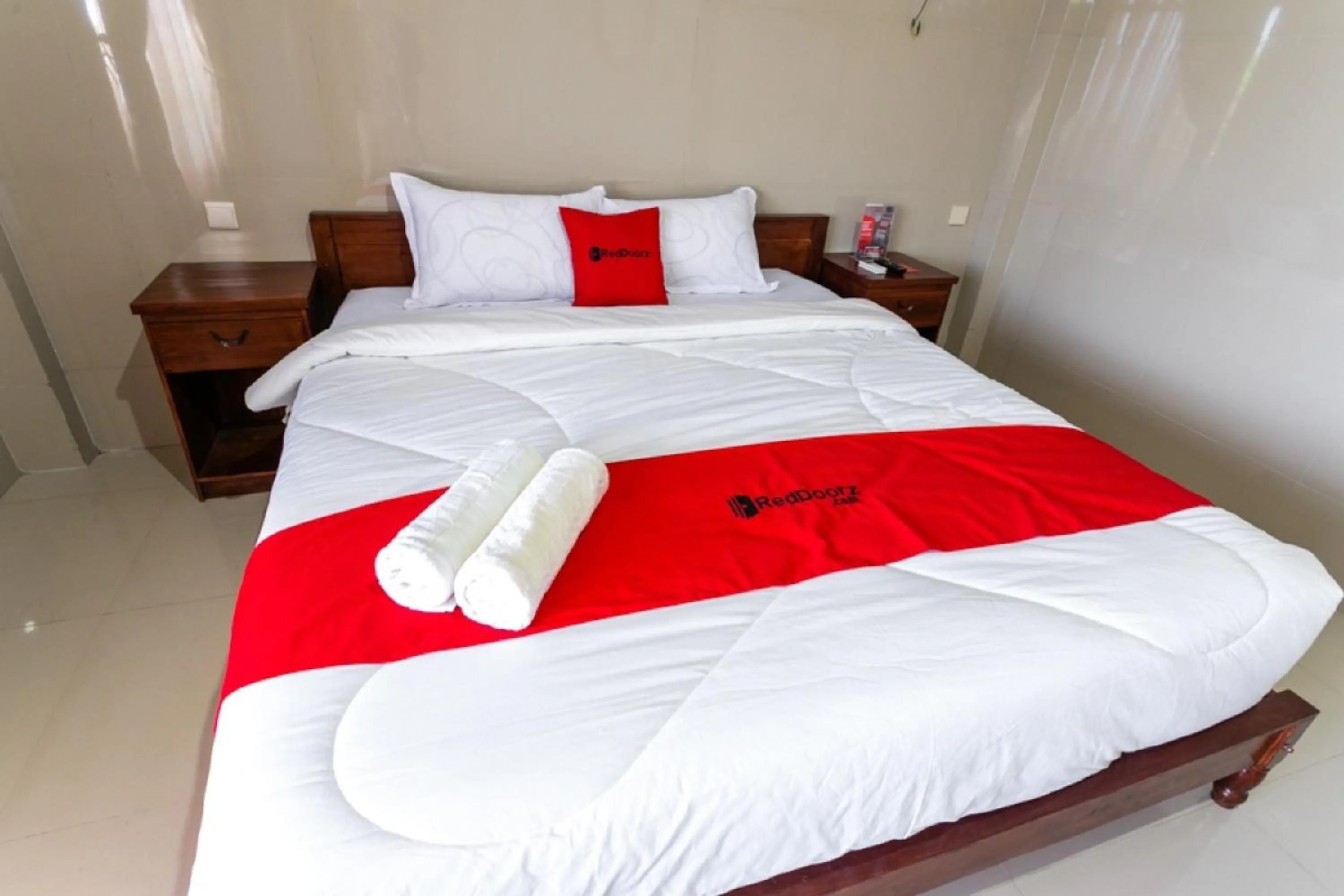 Bedroom, Bed in RedDoorz near Parangtritis Beach