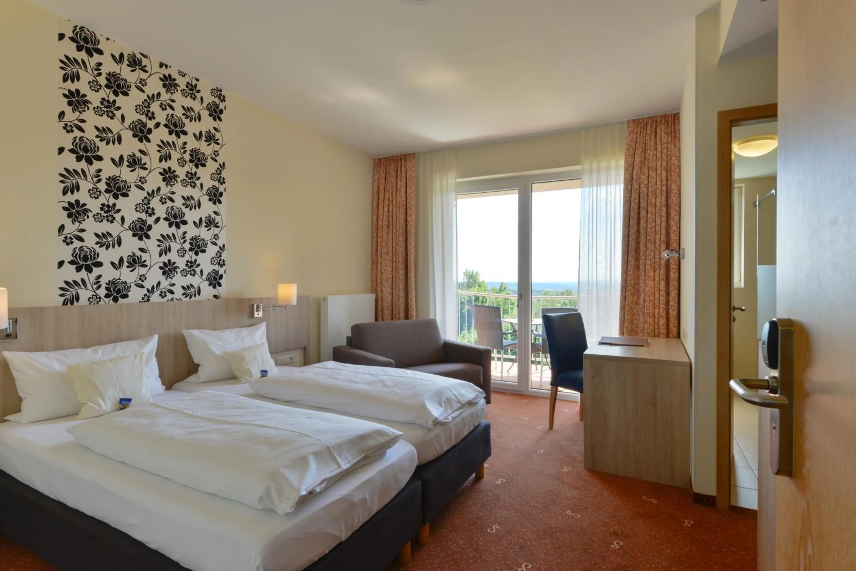 Photo of the whole room, Bed in Schade's Wohlfühlhotel