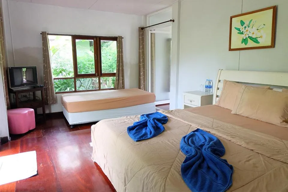 Bed in Koh kood Neverland beach resort