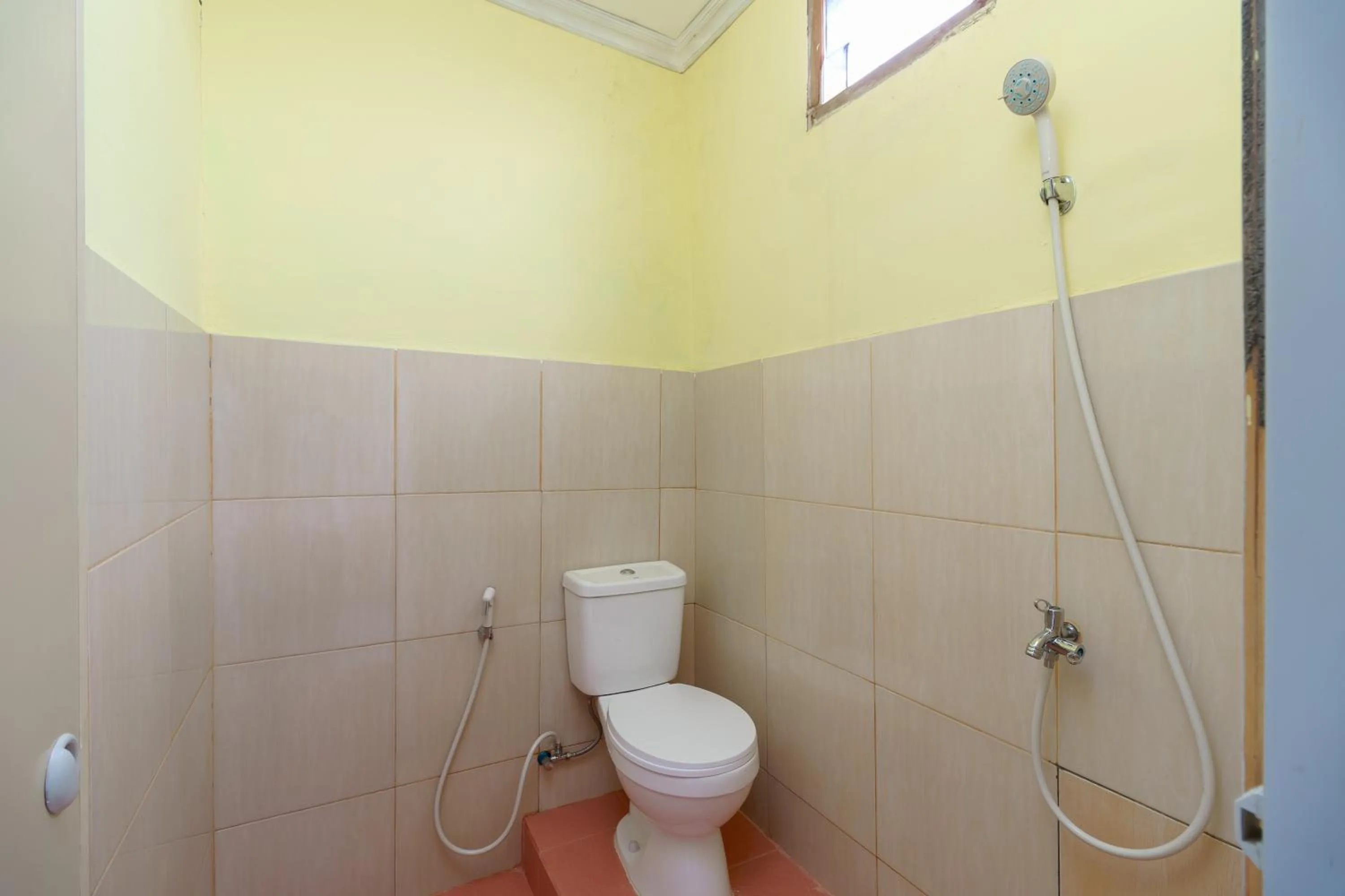 Bathroom in RedDoorz Syariah near Simpang Sekip Palembang