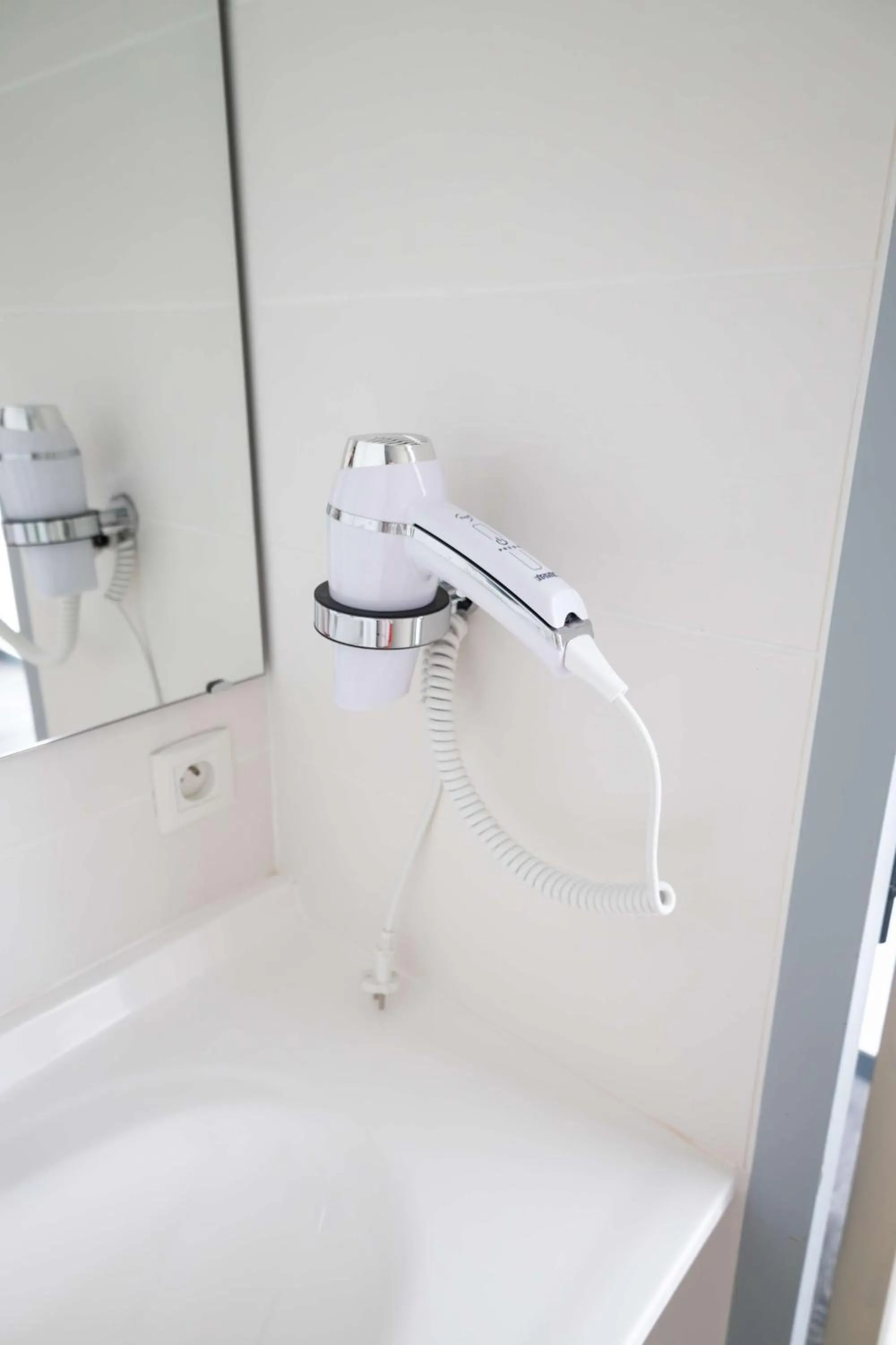 Bathroom in Brit Hotel Confort Saint-Lô