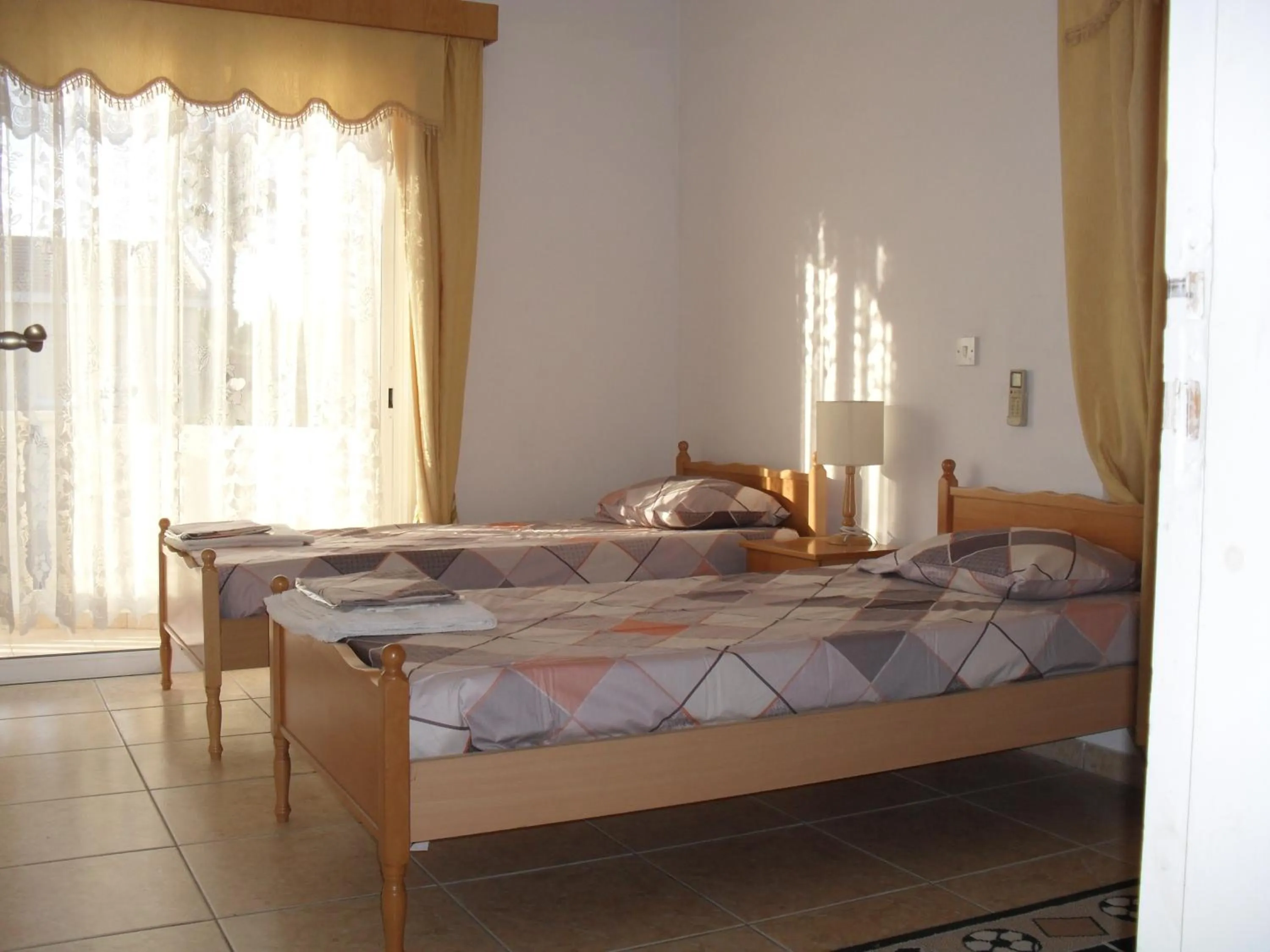 Day, Bed in Villa Theodora