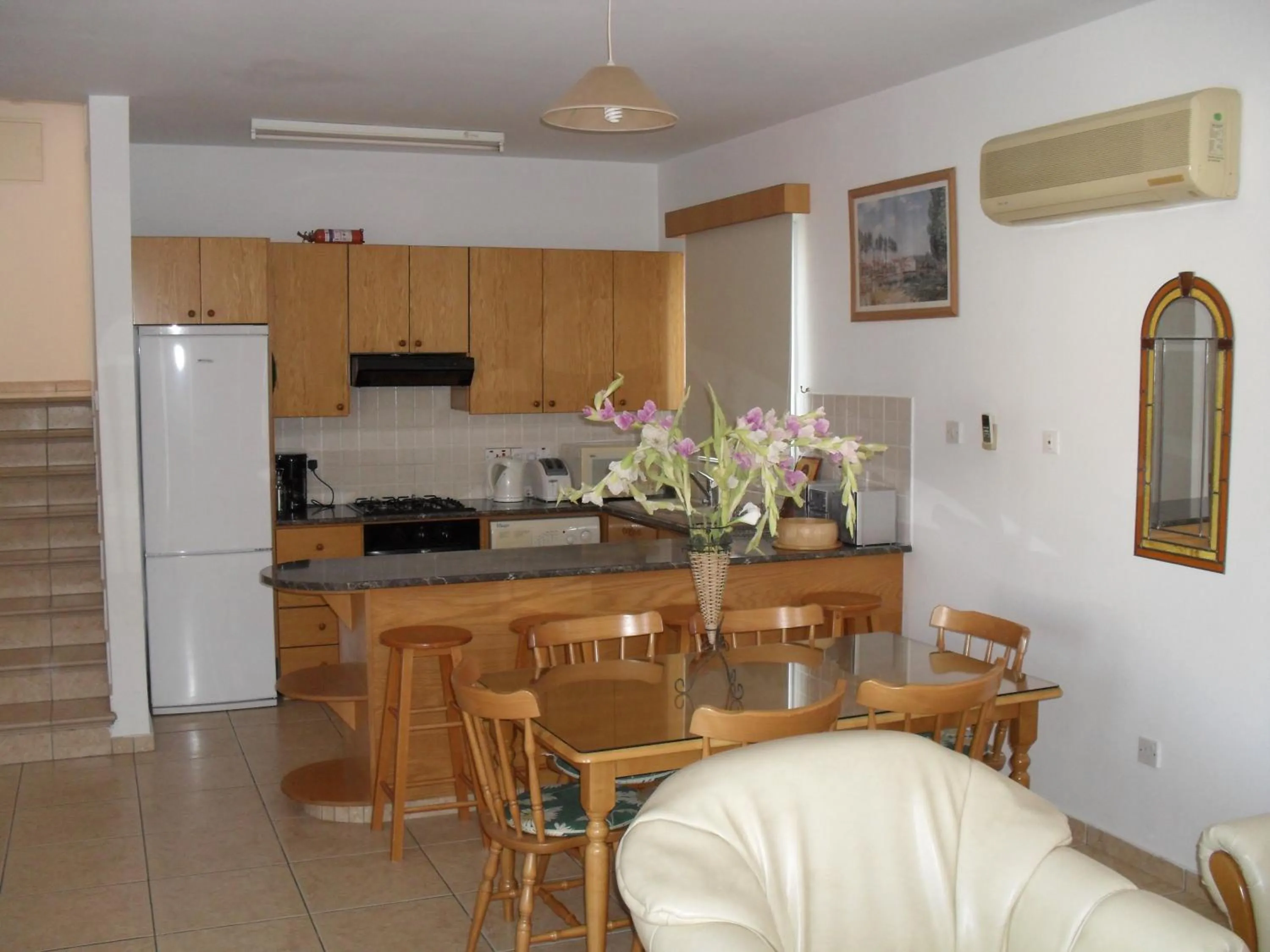Dining area in Villa Theodora