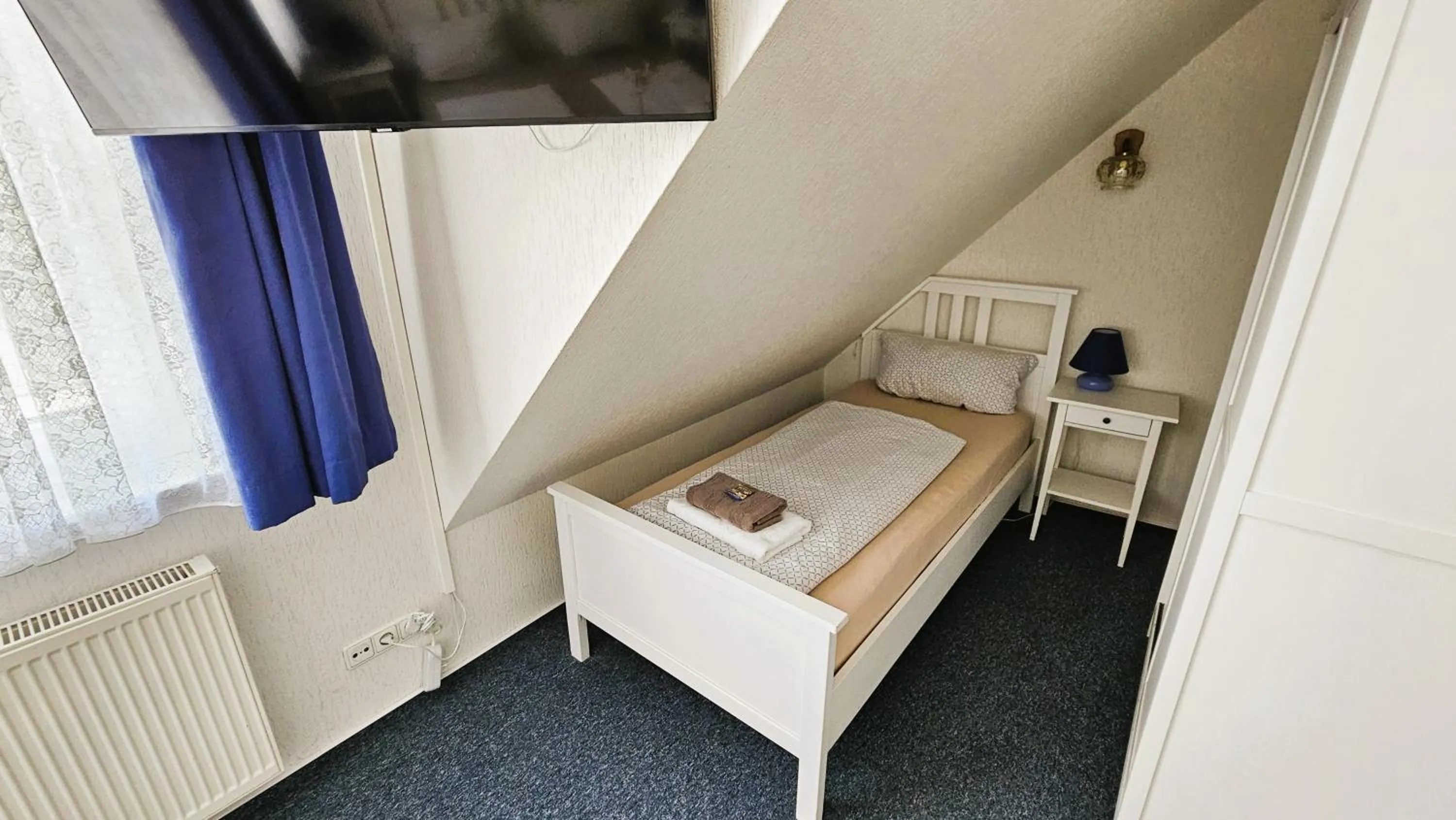 Bed in Hotel Dorfkrug Büsum