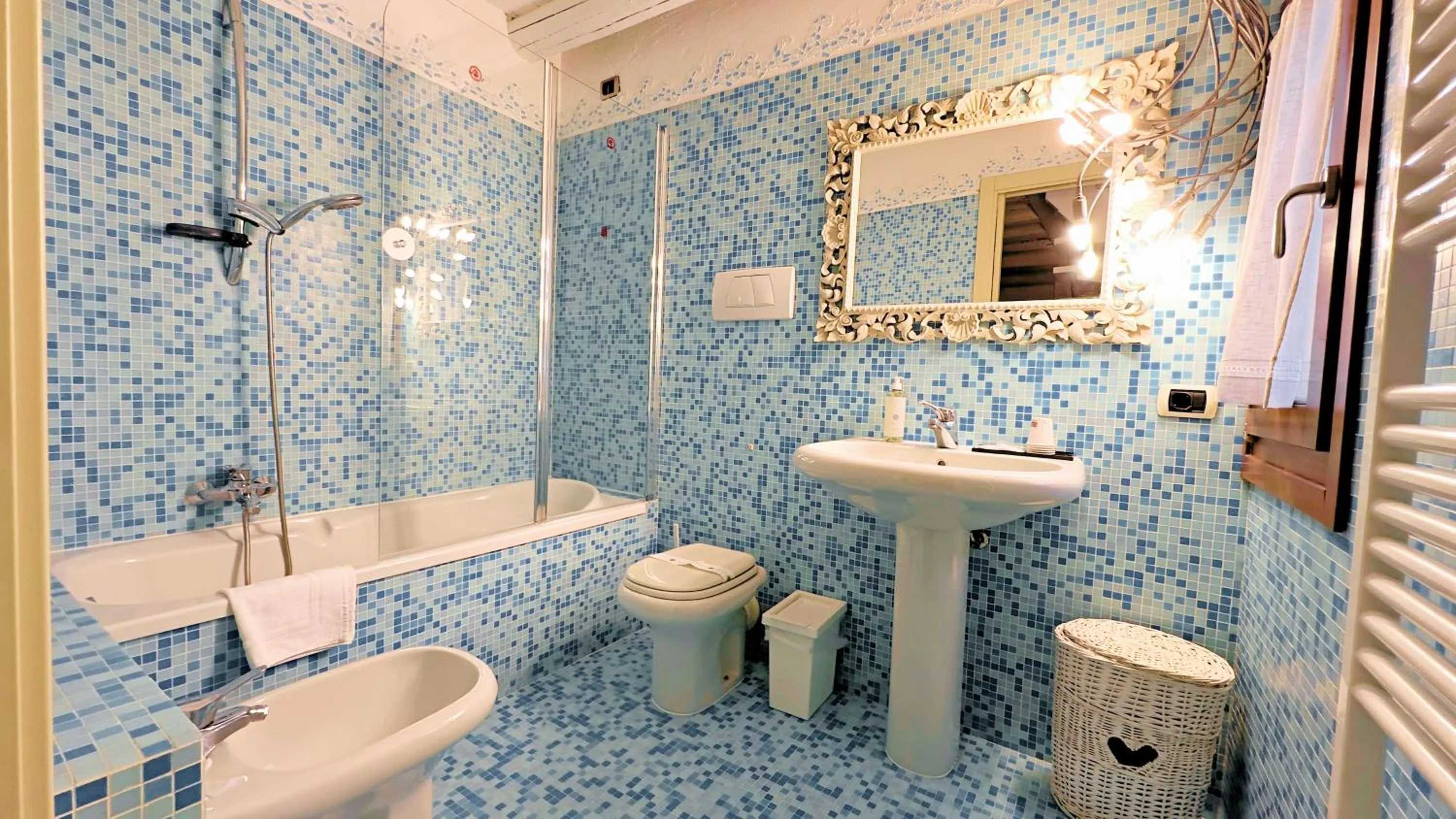 Bathroom in Truly Verona