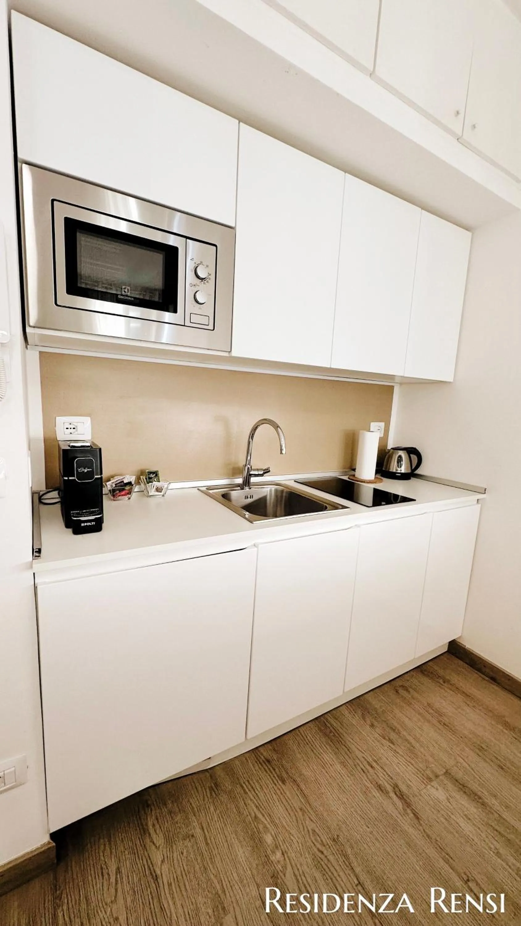 Kitchen or kitchenette in Truly Verona