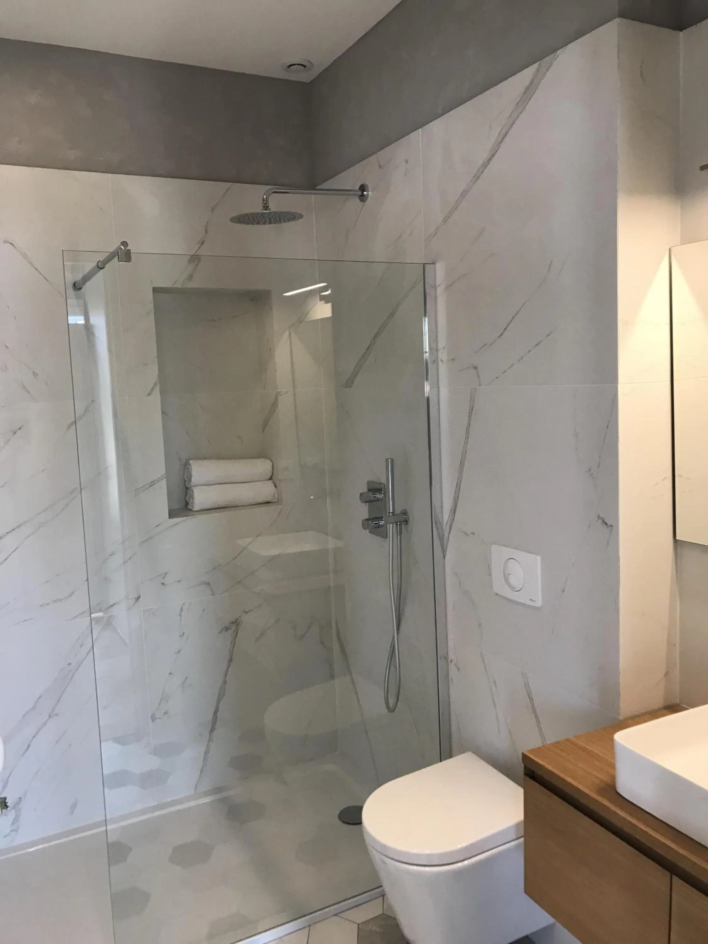 Bathroom in Les Terrasses de Padoue