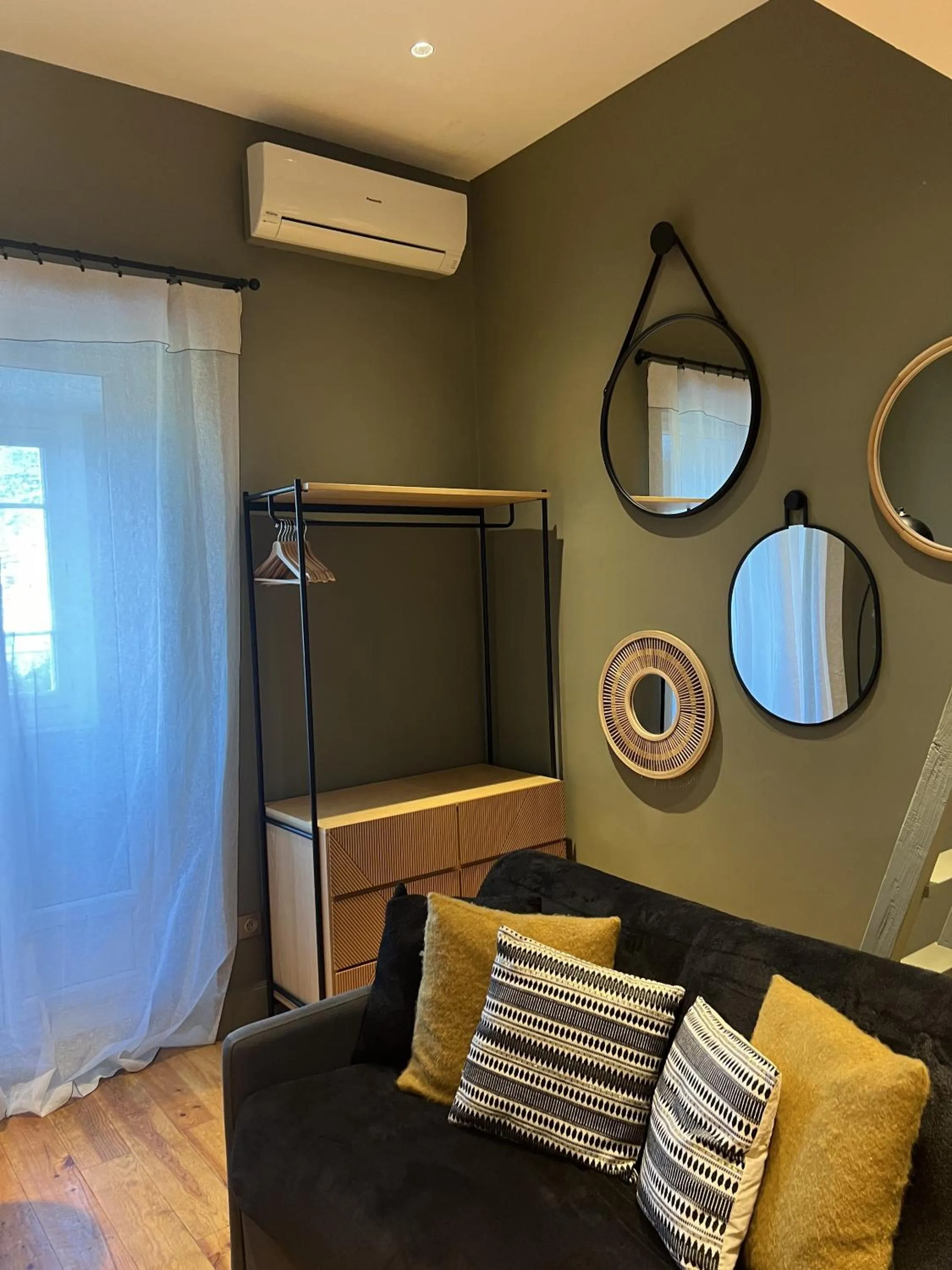 Other in Les Terrasses de Padoue