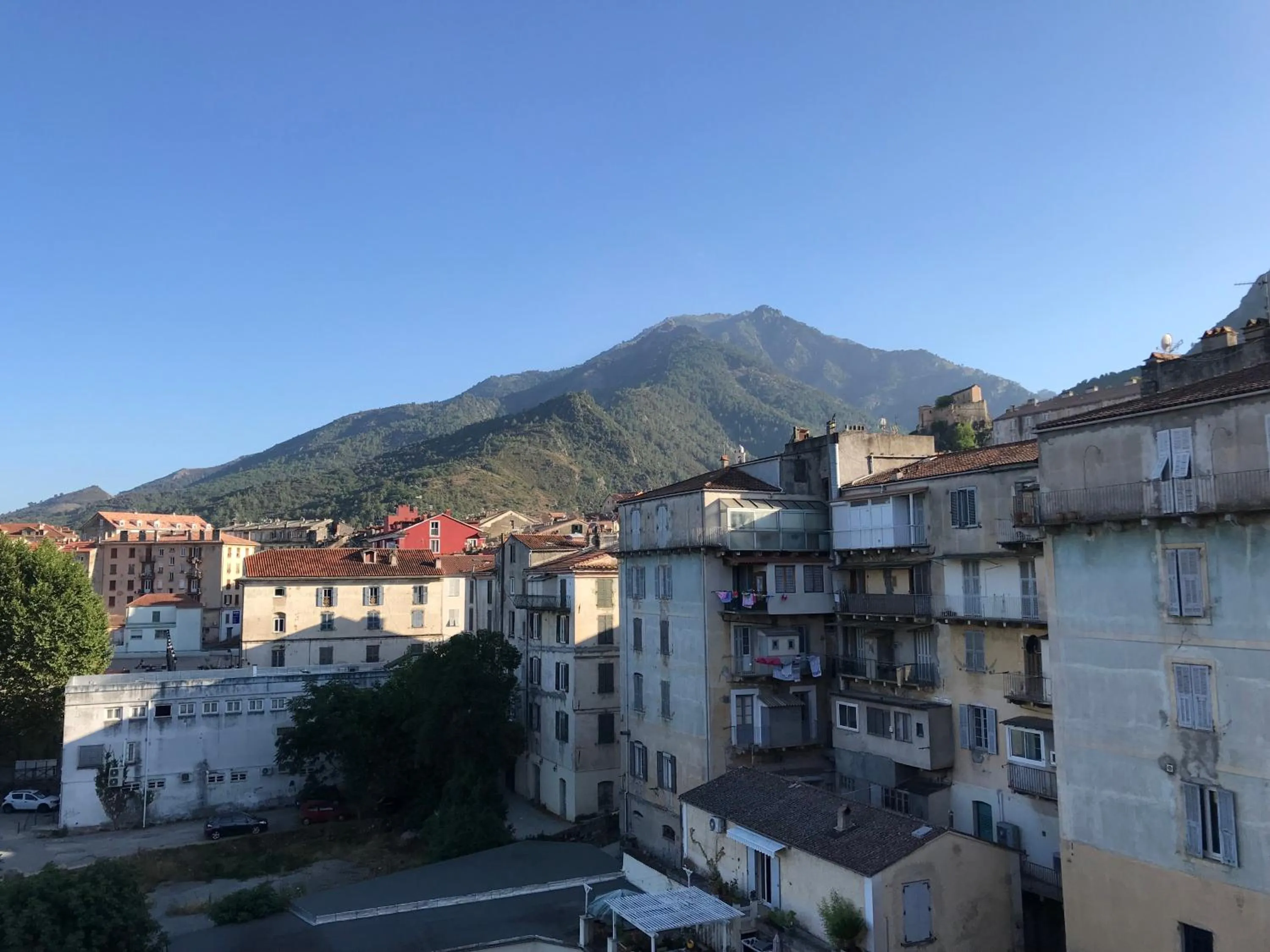 Property building in Les Terrasses de Padoue