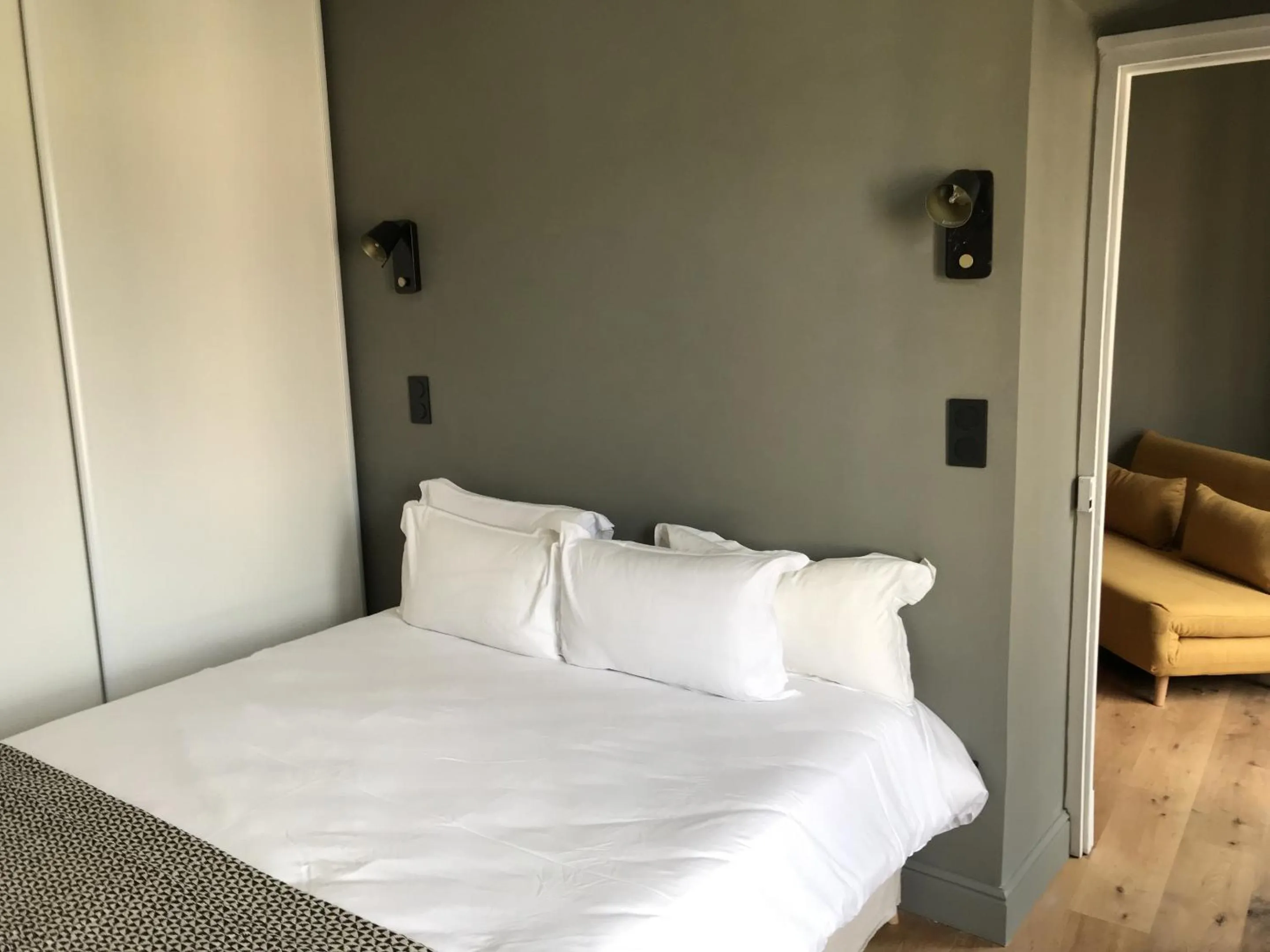 Other, Bed in Les Terrasses de Padoue