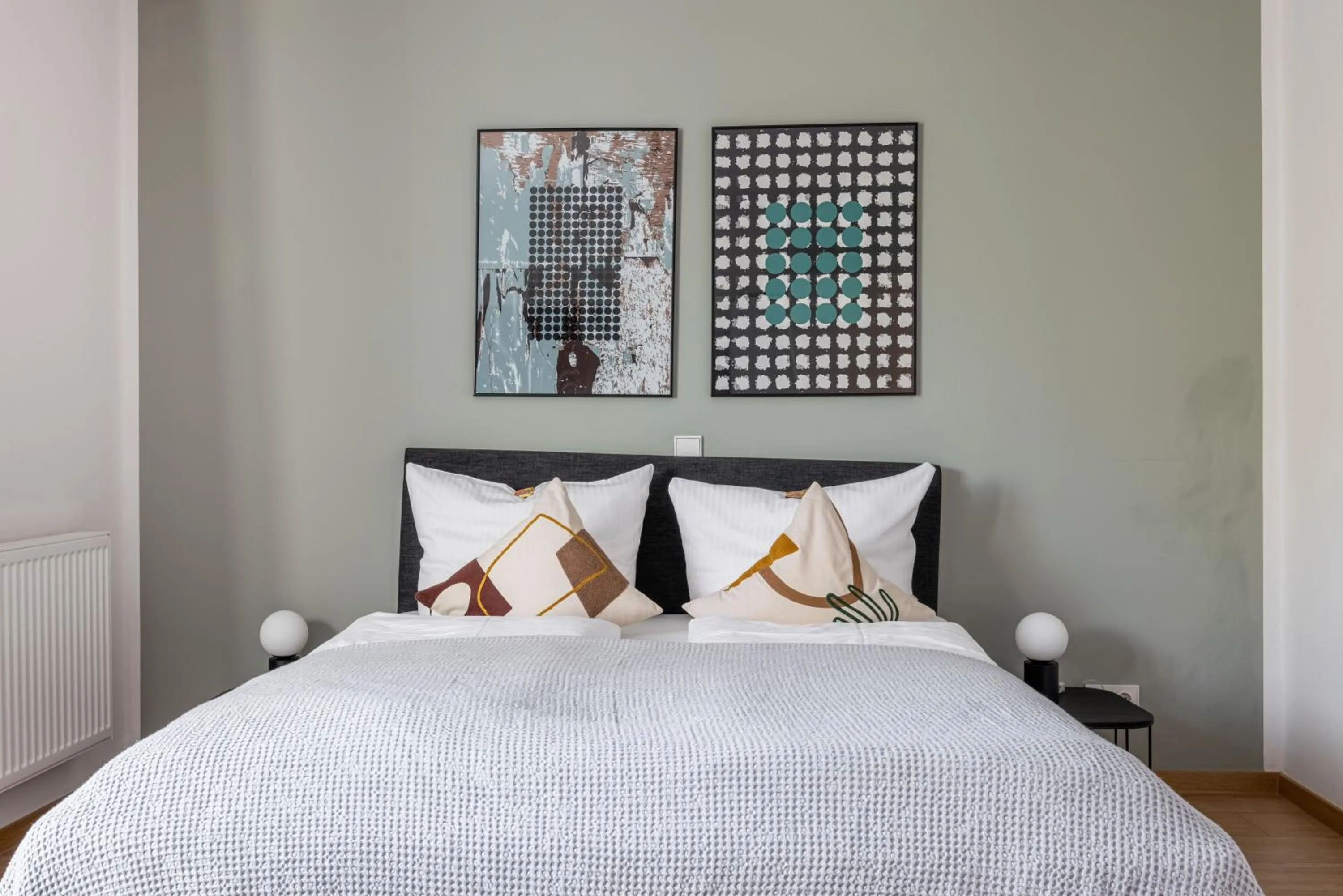 Bed in Limehome Augsburg Pilgerhausstraße