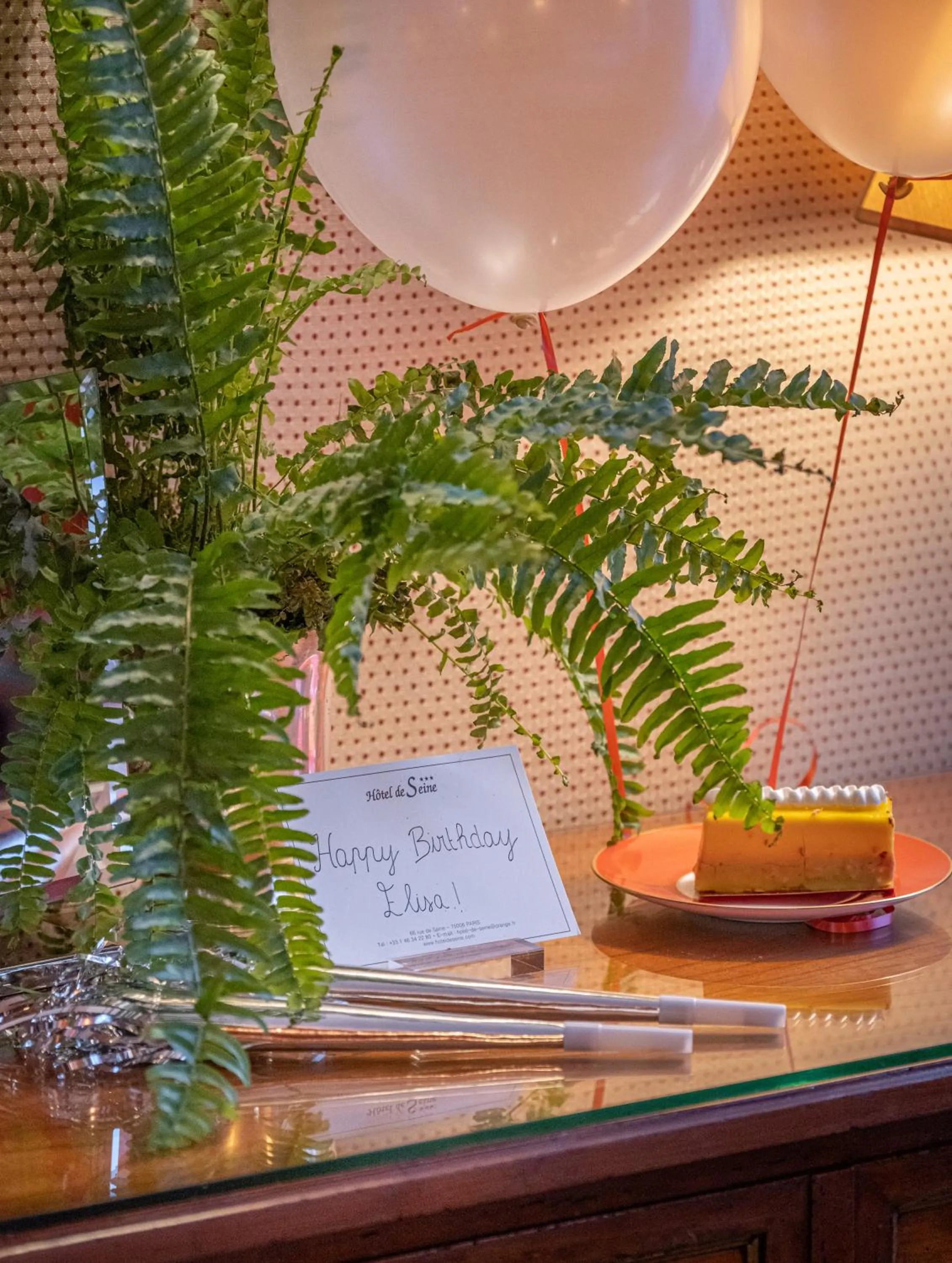 Decorative detail in Hotel De Seine