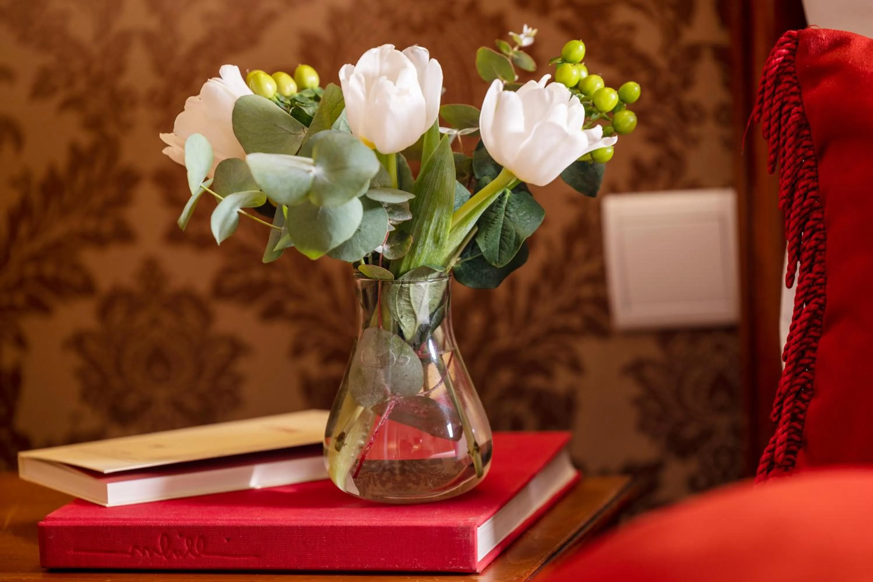 Decorative detail in Hotel De Seine