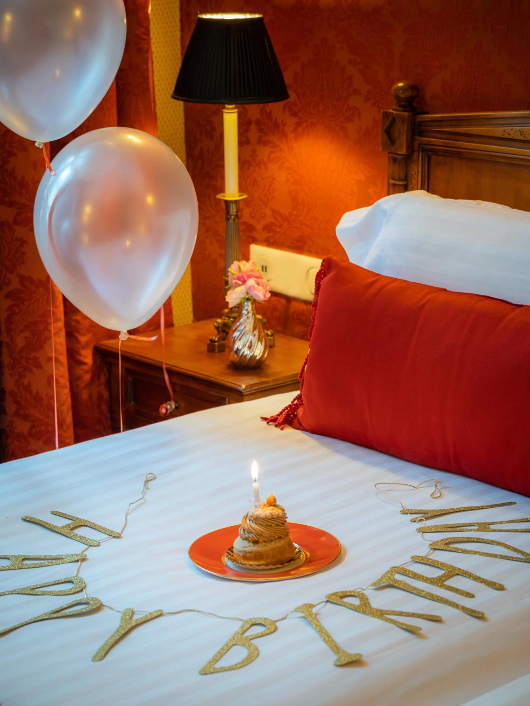 Decorative detail, Bed in Hotel De Seine