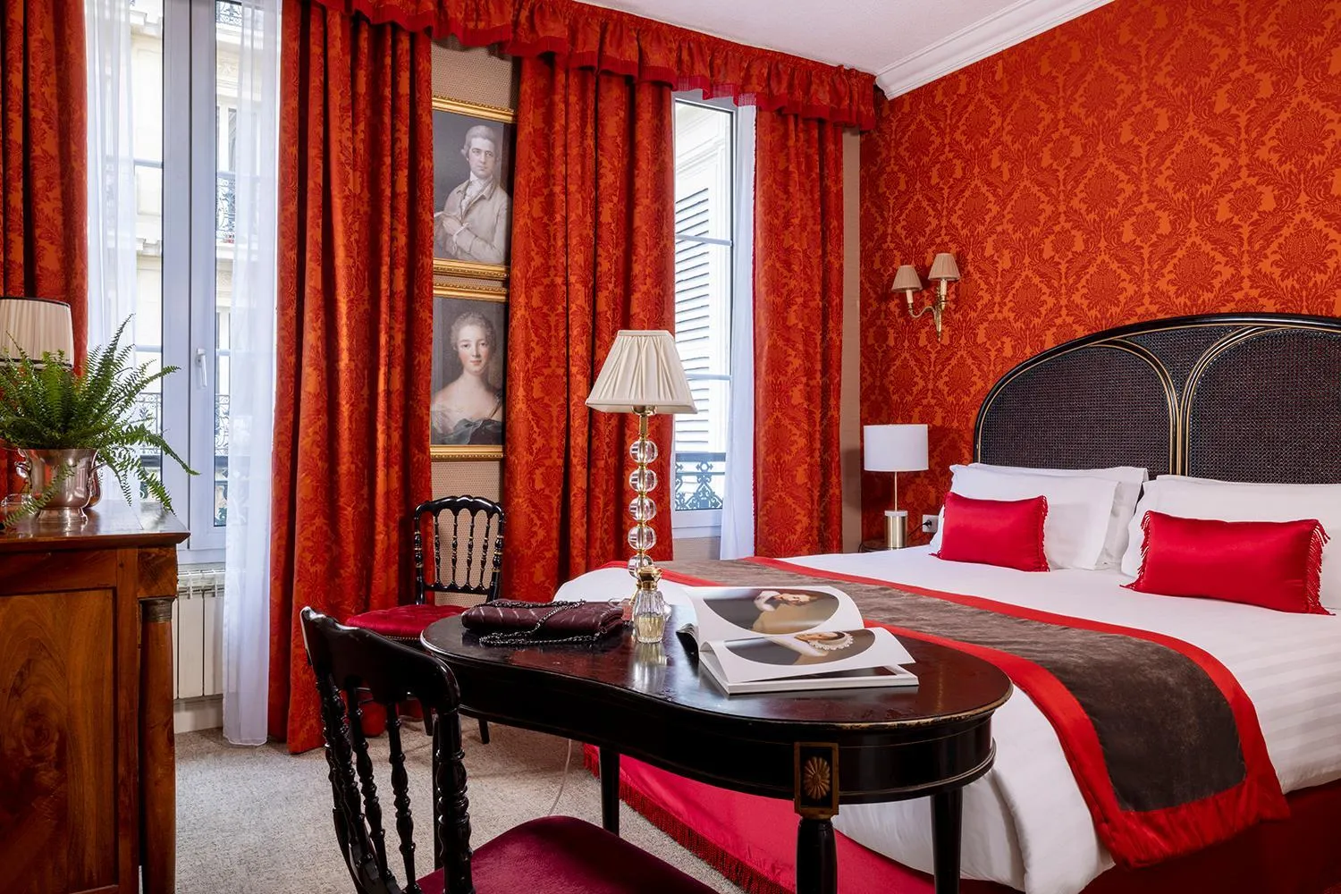 Photo of the whole room, Bed in Hotel De Seine