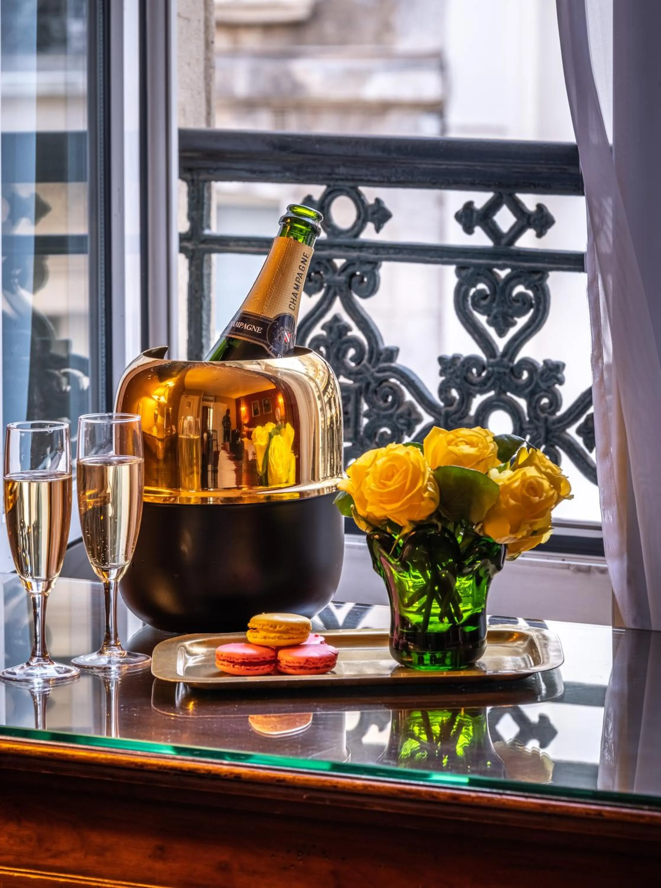 Decorative detail in Hotel De Seine