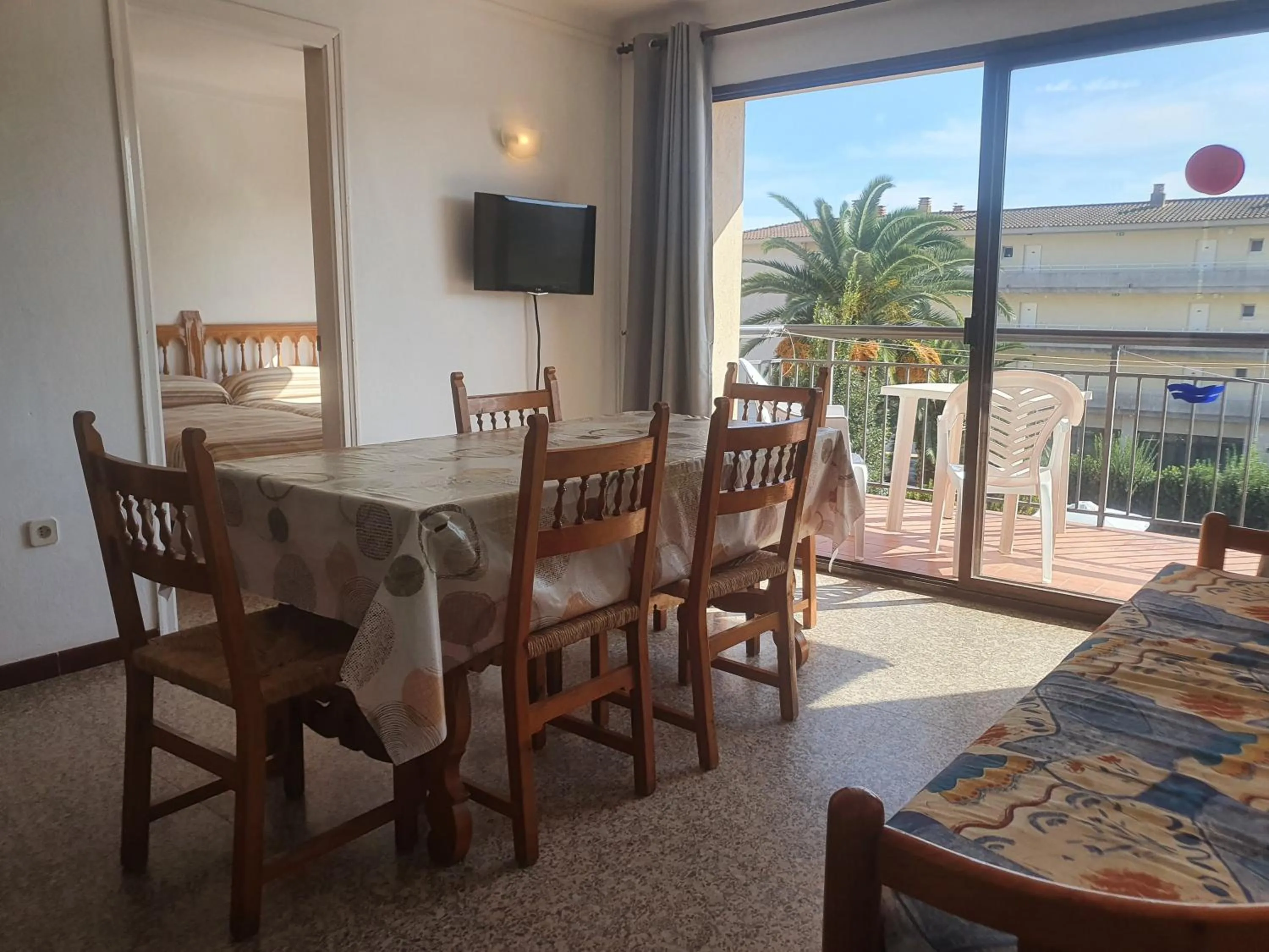 Dining area in Payet Apartments