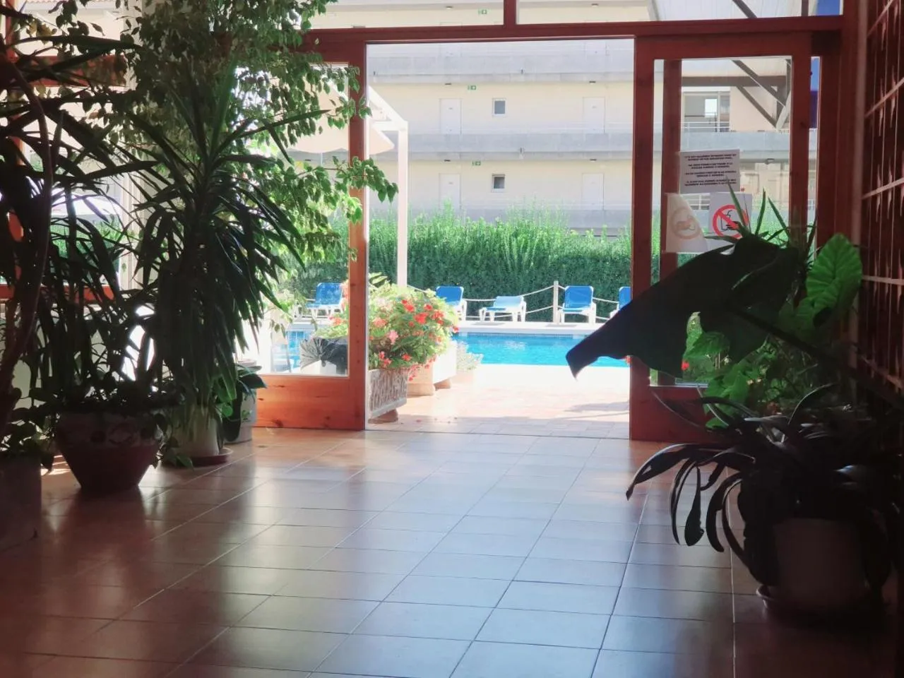 Swimming pool in Payet Apartments