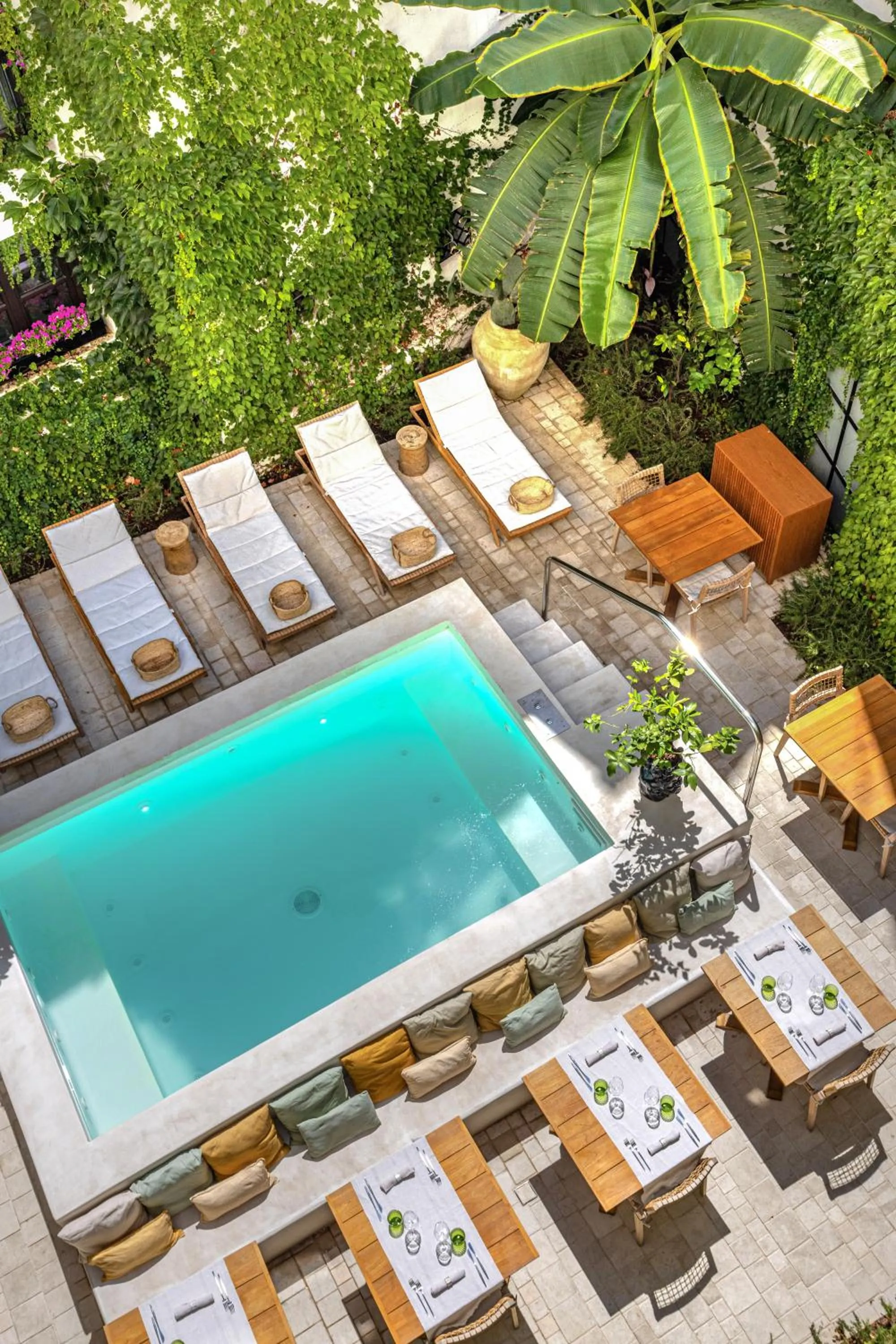 Restaurant/places to eat in Casa Nostra Boutique Hotel & Spa