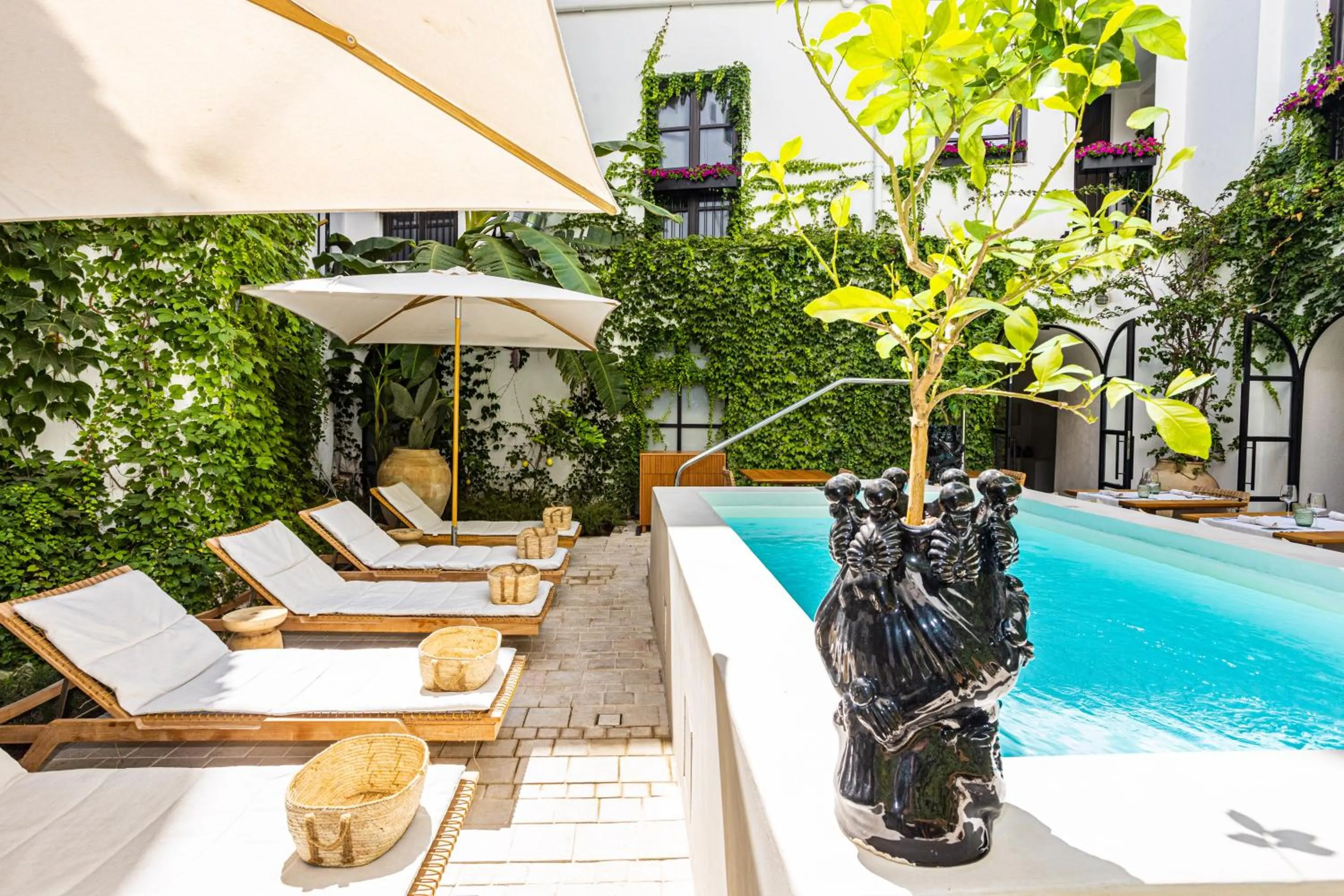 Garden in Casa Nostra Luxury Suites & Spa