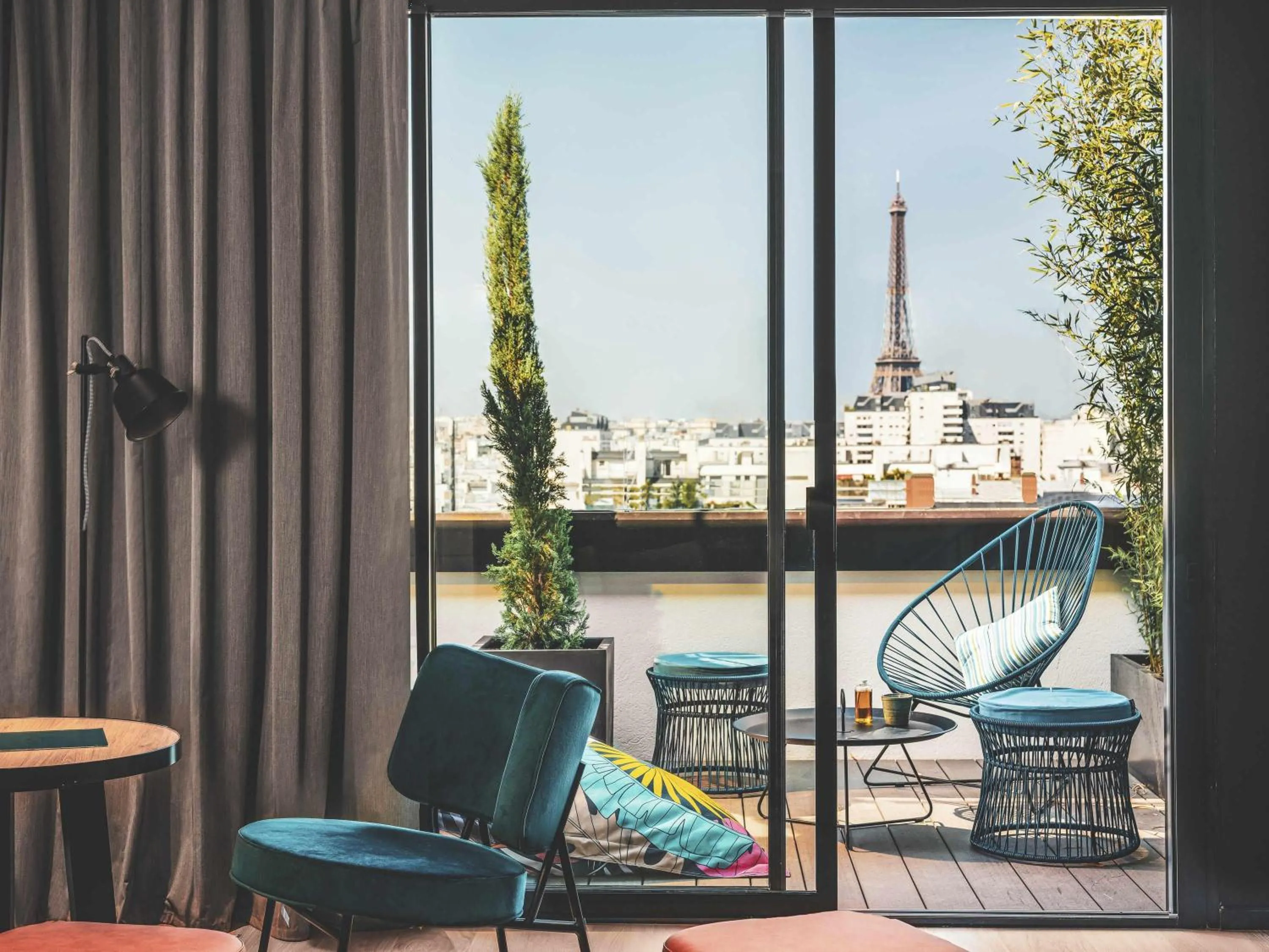 Restaurant/places to eat in Novotel Paris Vaugirard Montparnasse