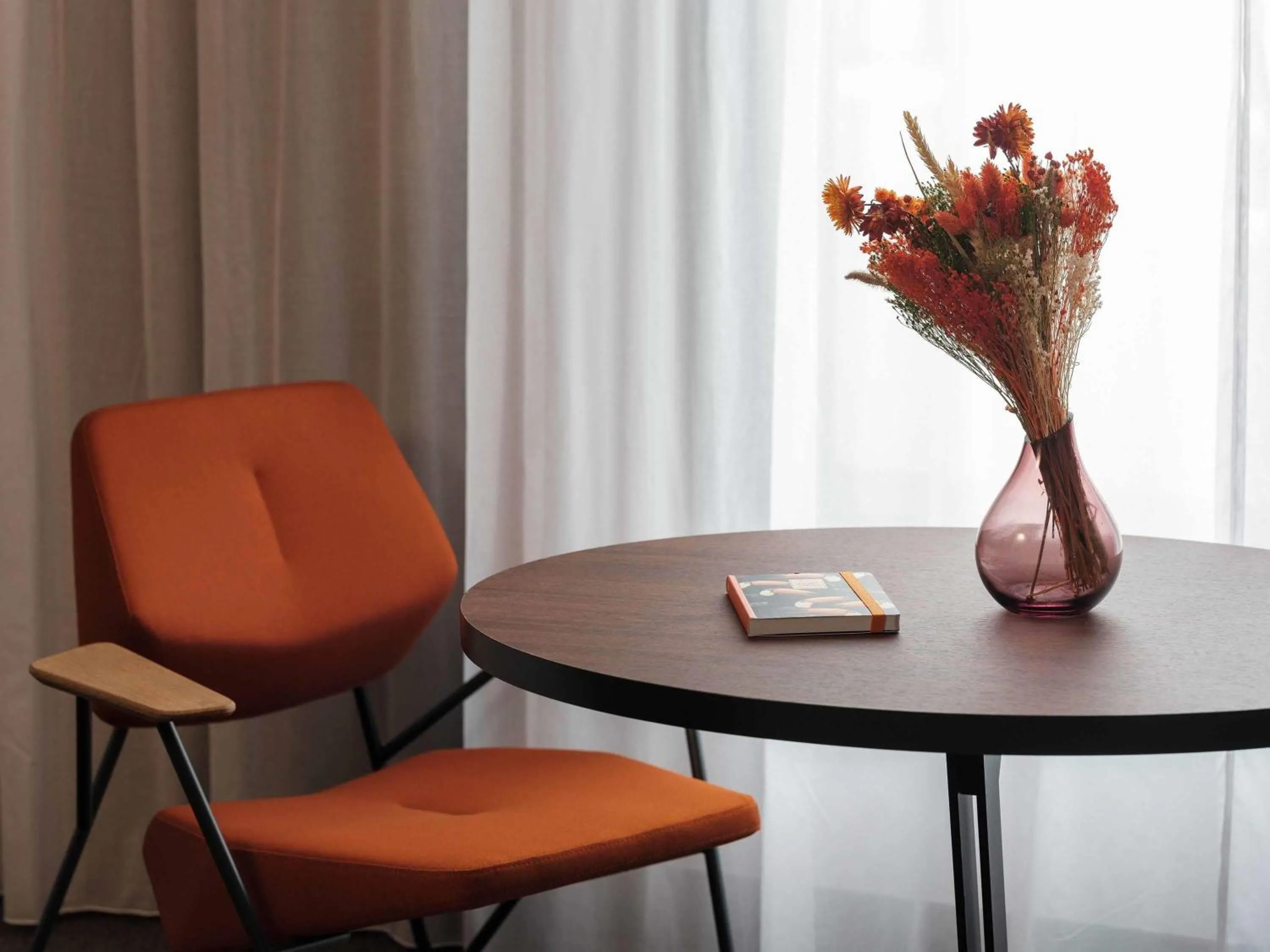 Bedroom in Novotel Paris Vaugirard Montparnasse