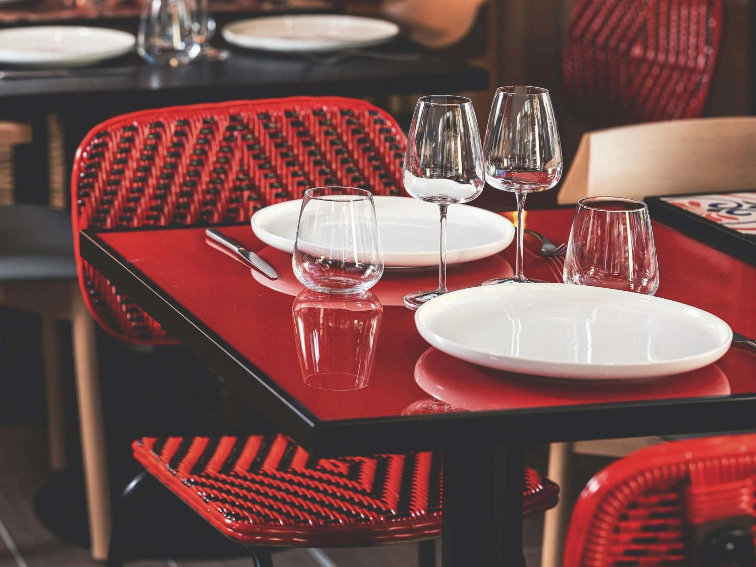 Restaurant/places to eat in Novotel Paris Vaugirard Montparnasse