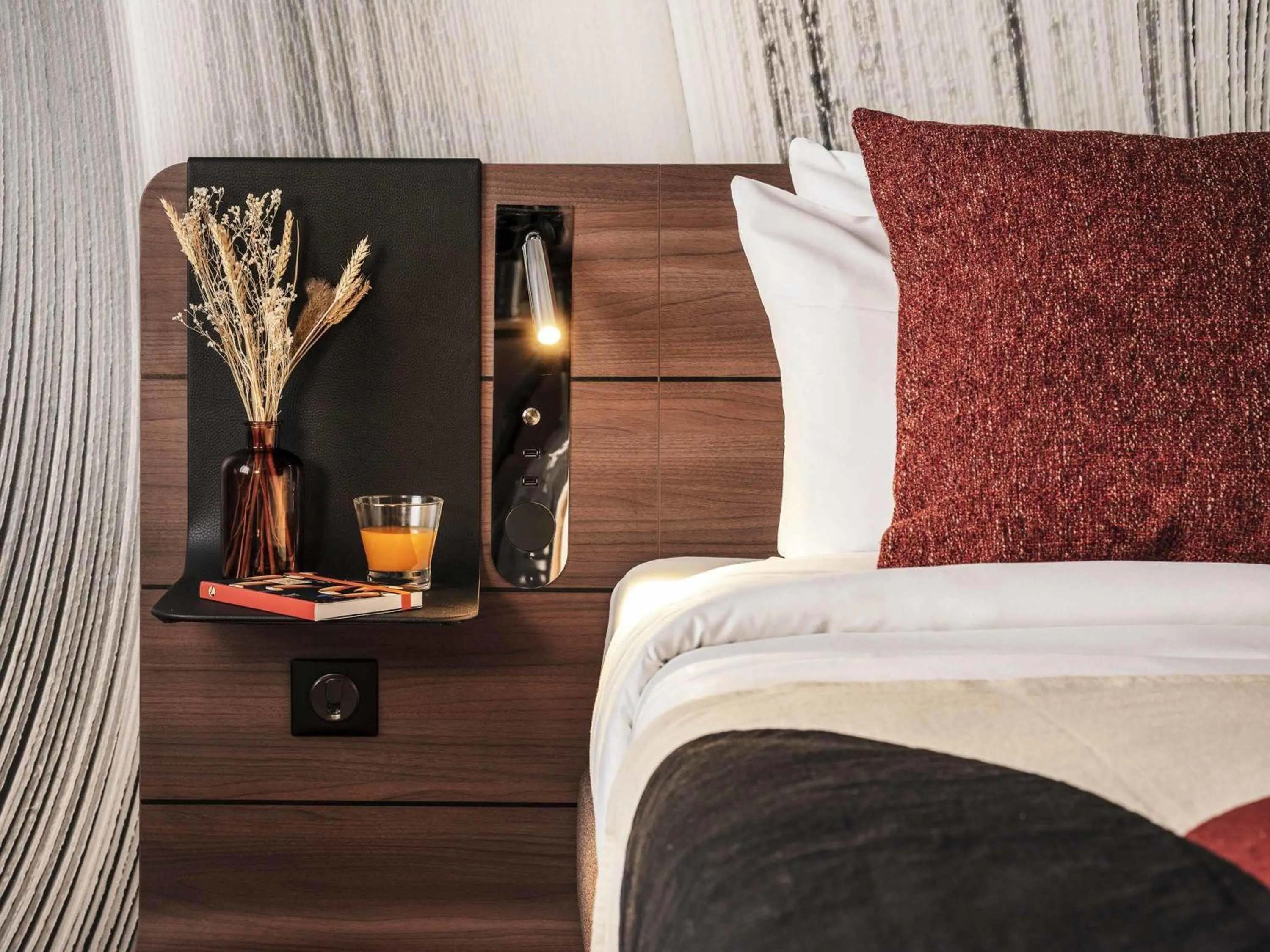 Bedroom, Bed in Novotel Paris Vaugirard Montparnasse