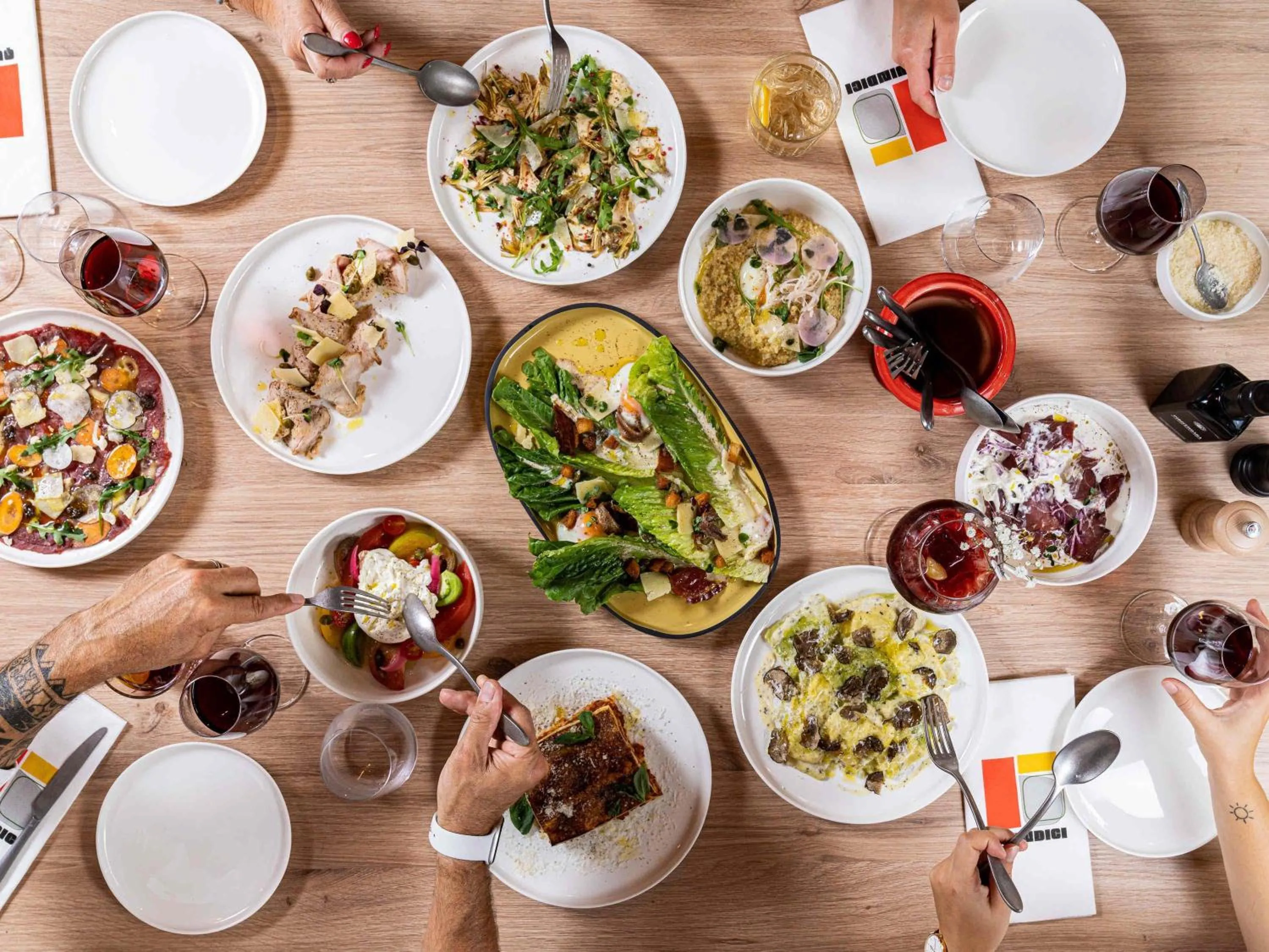 Restaurant/places to eat in Novotel Paris Vaugirard Montparnasse