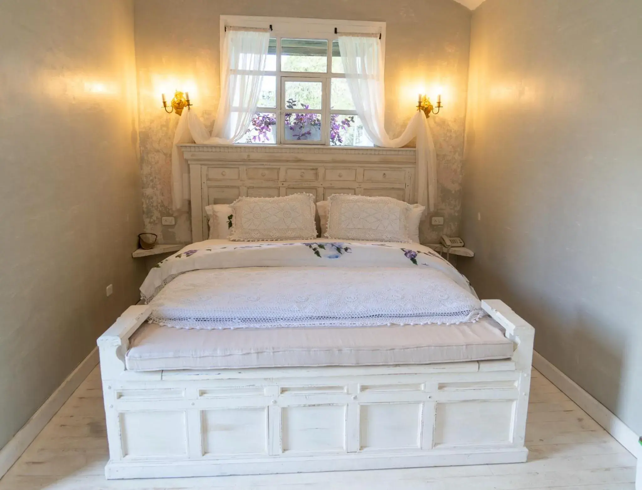 Deluxe Suite with Spa Bath - single occupancy in Hotel Boutique Casa de Hacienda Su Merced Deluxe Suite with Spa Bath - single occupancy in Hotel Boutique Casa de Hacienda Su Merced