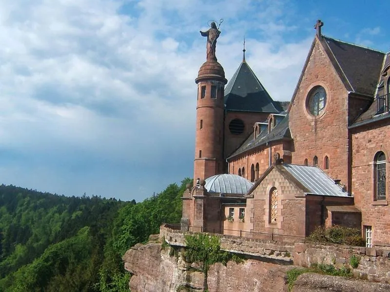 Activities in La chambre aux hirondelles