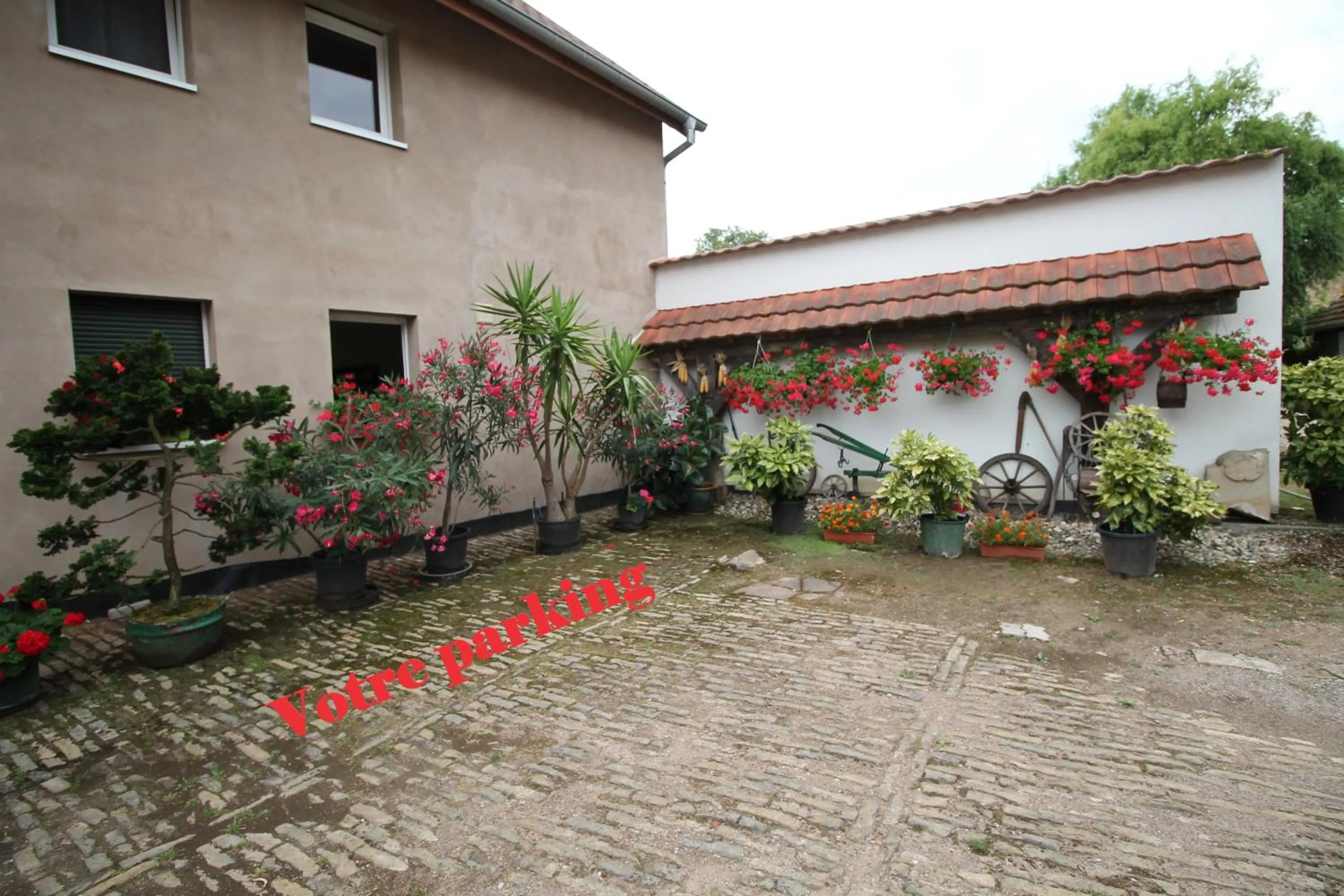 On site in La chambre aux hirondelles