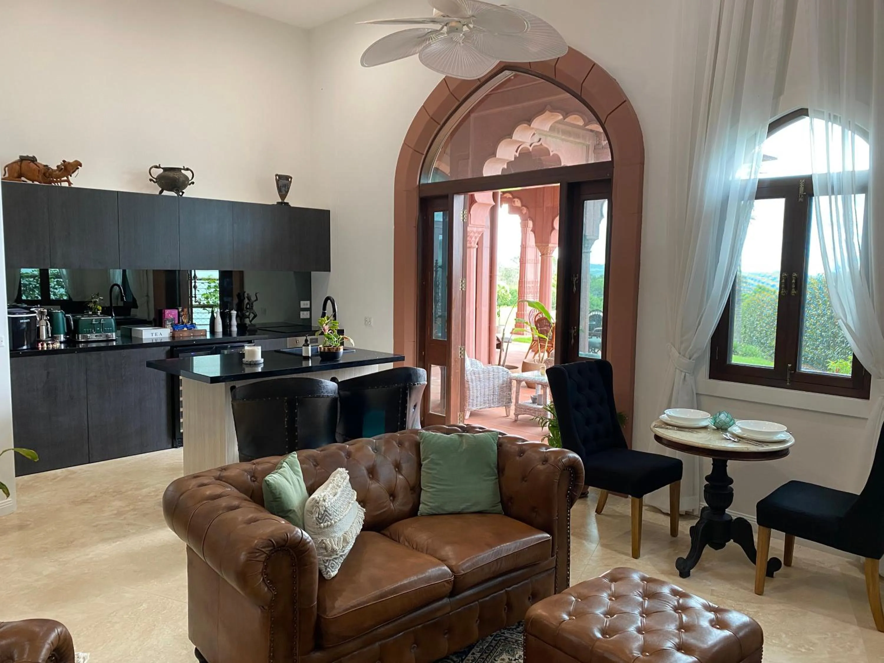 Kitchen or kitchenette in Jodha Bai Retreat