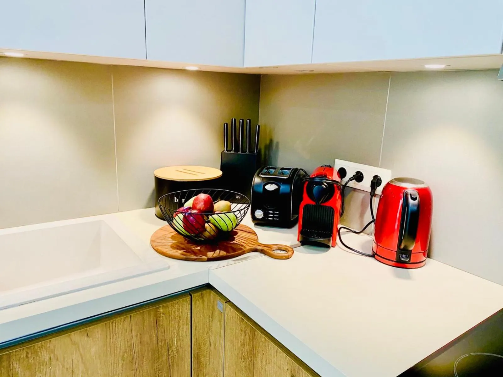 Coffee/tea facilities in Olygreen Athens Residences