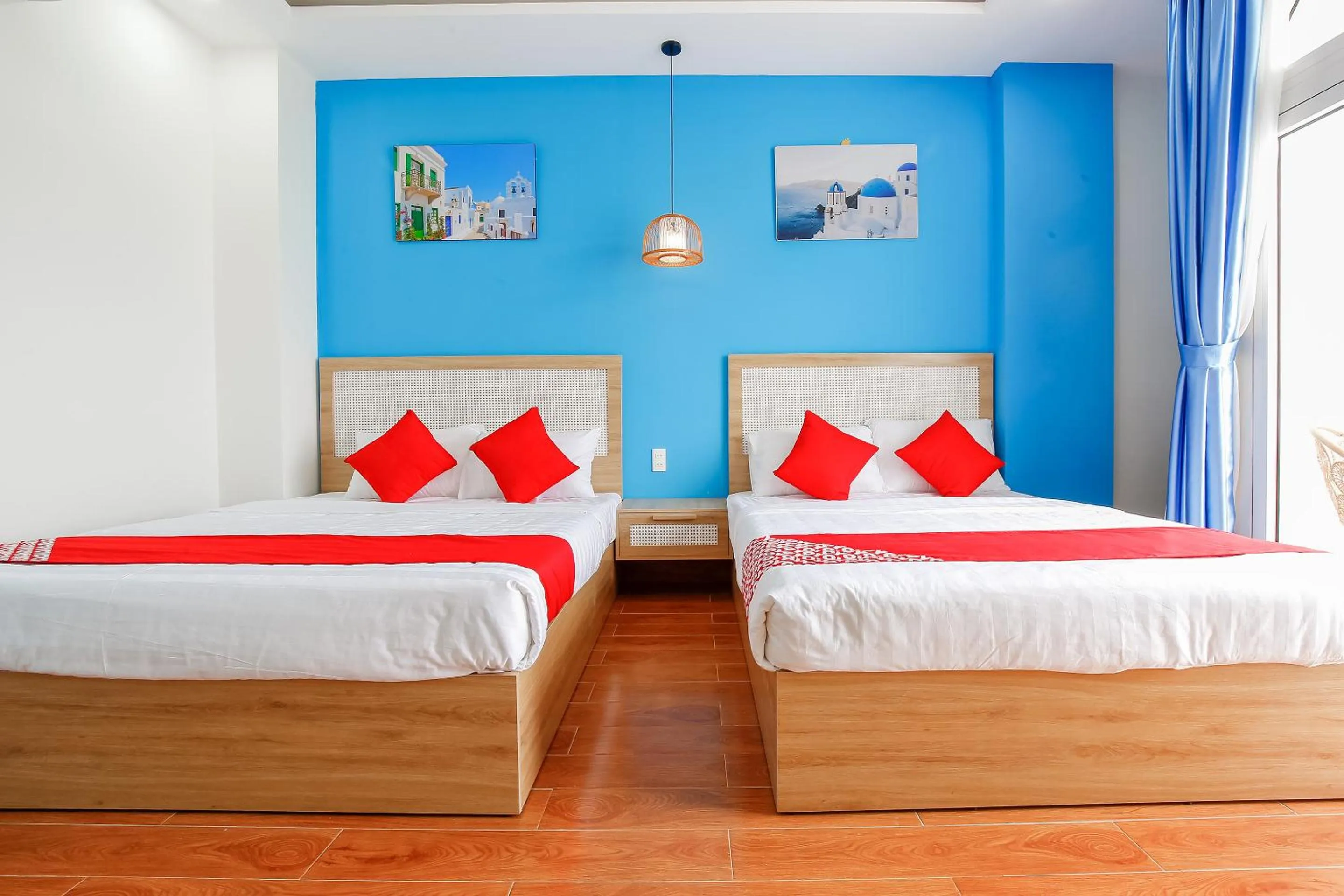 Photo of the whole room, Bed in Santorini House and Coffee