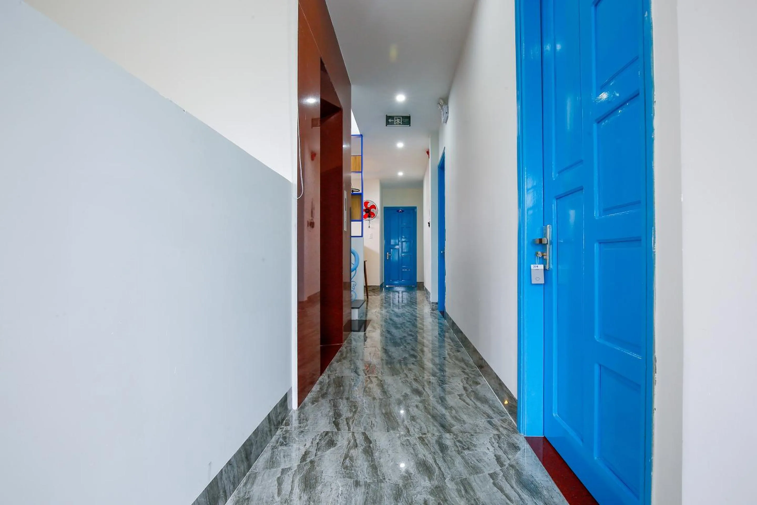 Lobby or reception in Santorini House and Coffee